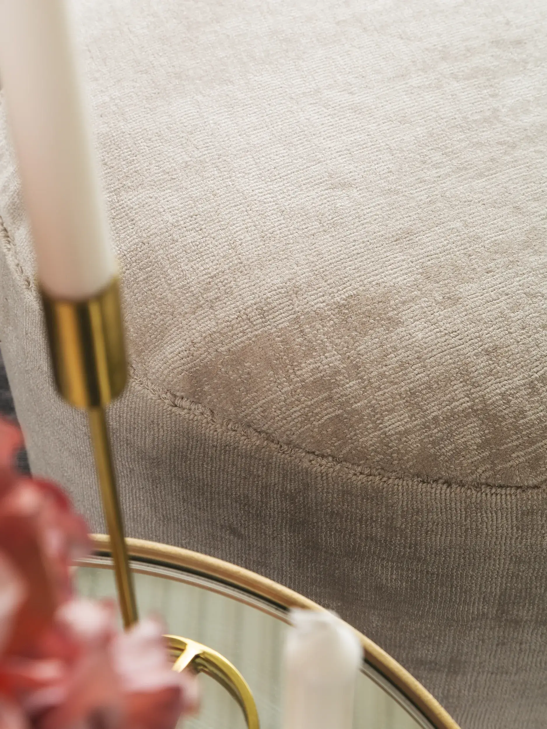 Pouf Nova Hellgrau in Einfarbig design made of 100% Viscose by benuta Pure