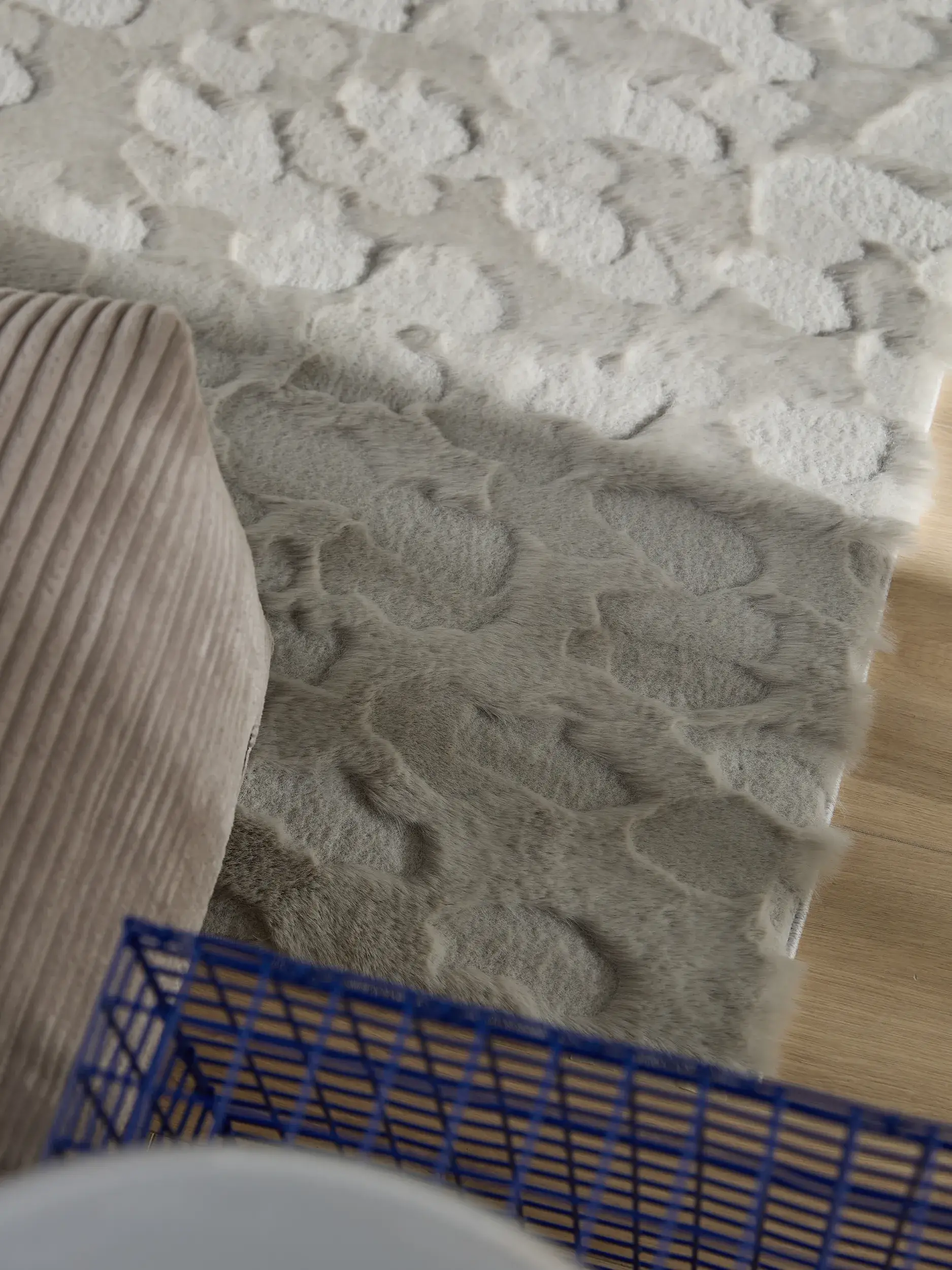 Rug made of 100% Polyester in Grey with a 100% Polyester high pile by benuta Pop
