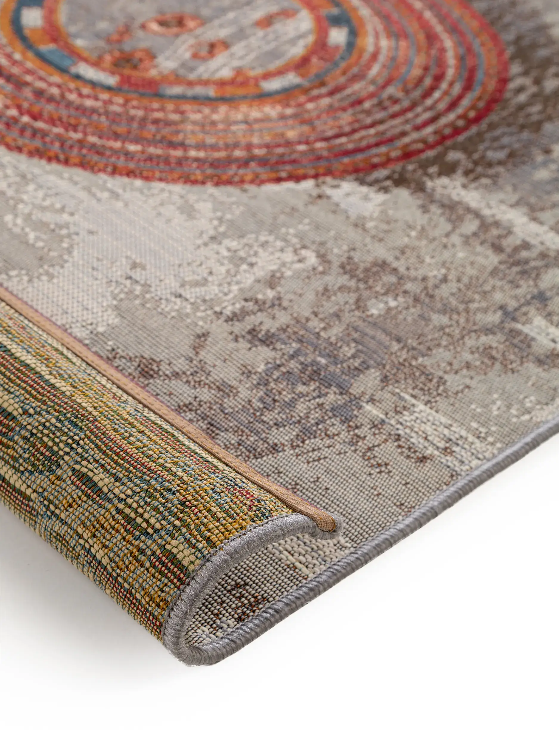 Teppich Artis aus 76% Polypropylen, 23% Polyester, 1% Latex in Multicolor von benuta Nest