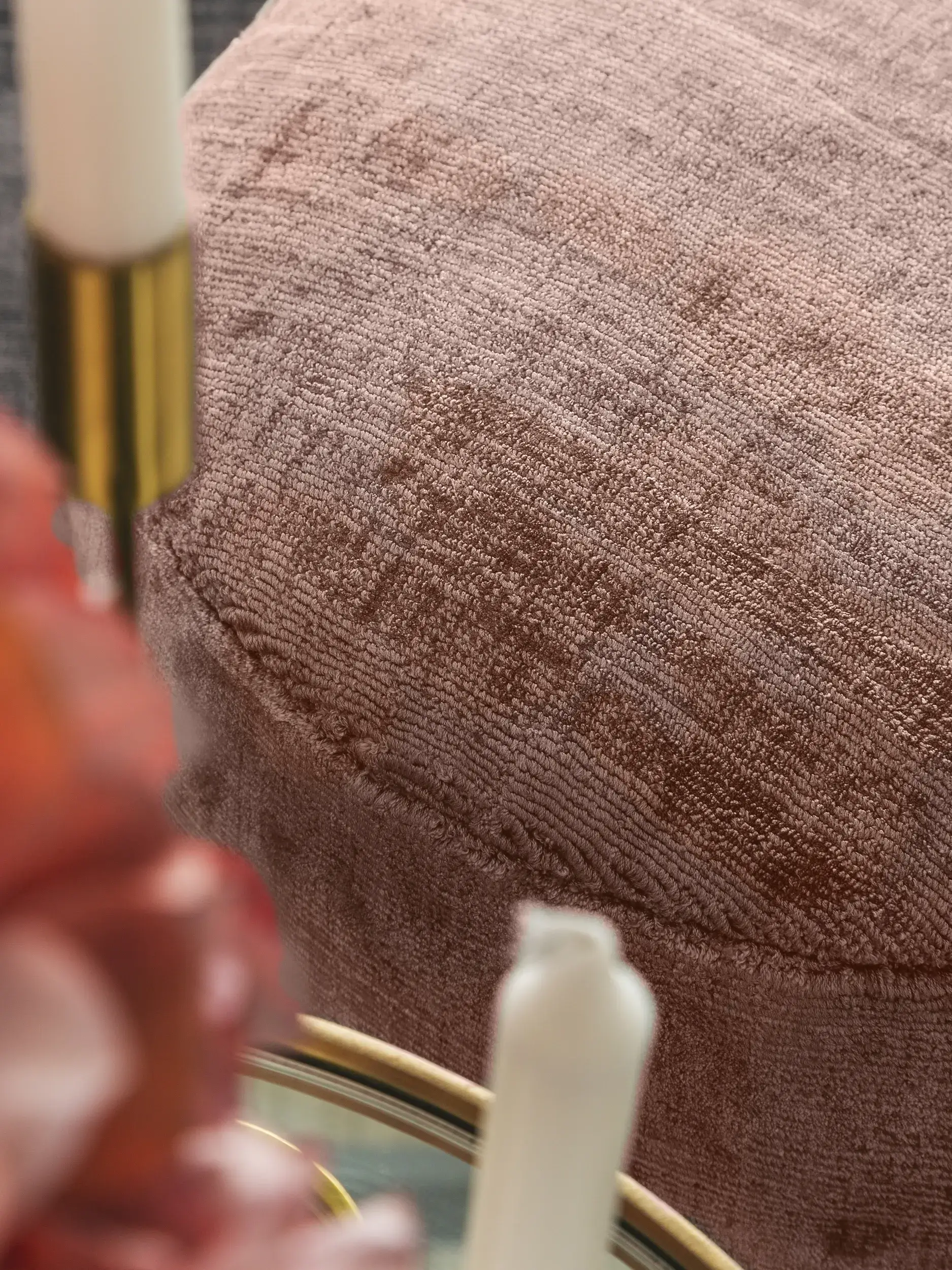 Pouf Nova Rosa in Einfarbig design made of 100% Viscose by benuta Pure
