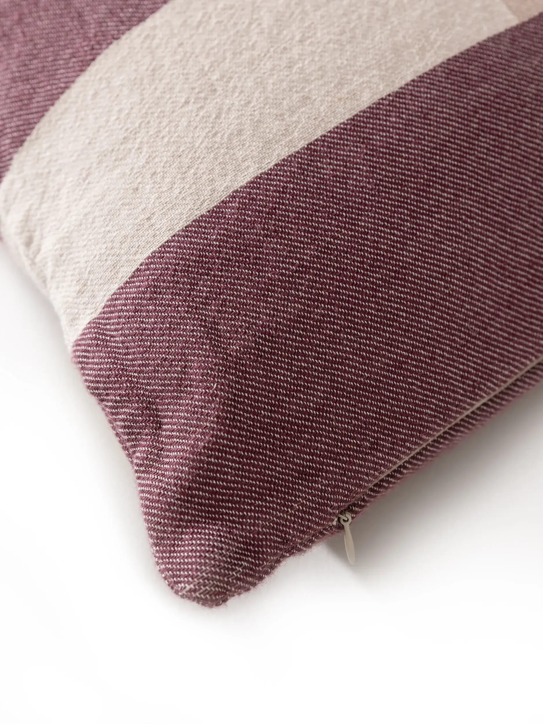 Kissenbezug Leoni Multicolor im Design Strukturmix aus 100% Baumwolle von benuta Nest