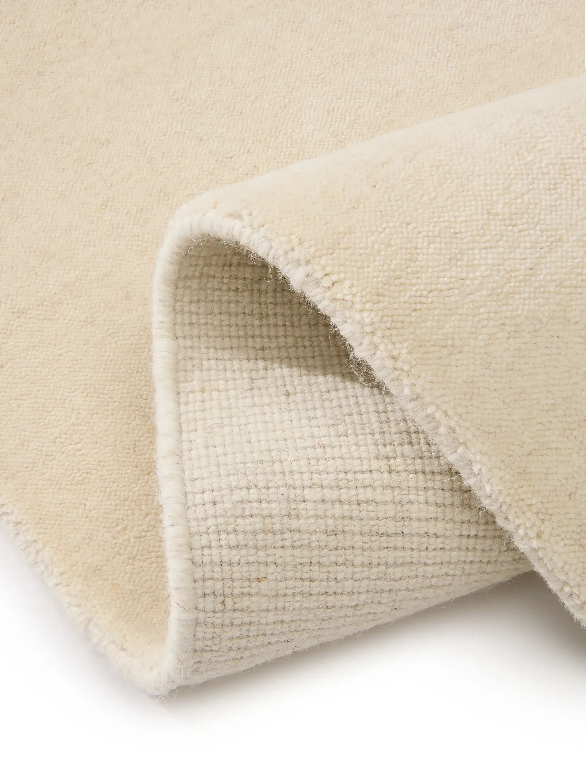 Teppich aus 100% Wolle in Beige mit 100% Wolle hohem Flor von benuta Pure