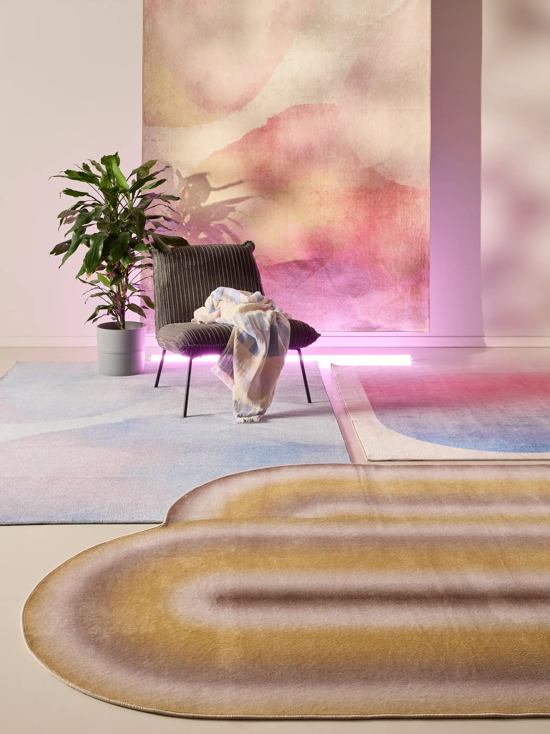 Rug made of 100% Polyester in Grey with a 100% Polyester high pile by benuta Pop