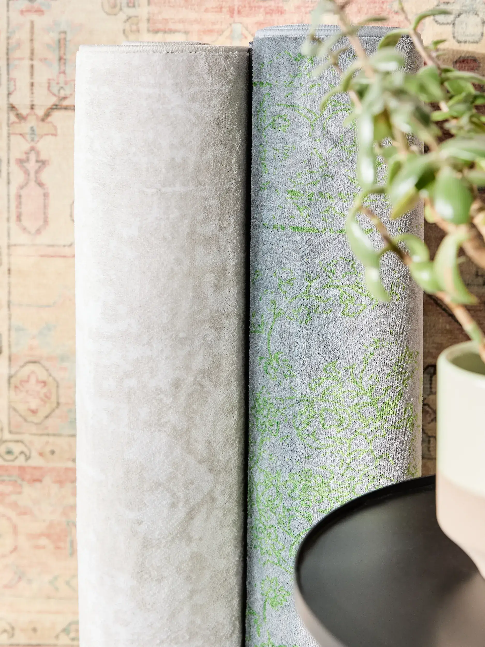 Teppich aus 100% Polyester in Grau mit 100% Polyester hohem Flor von benuta Nest