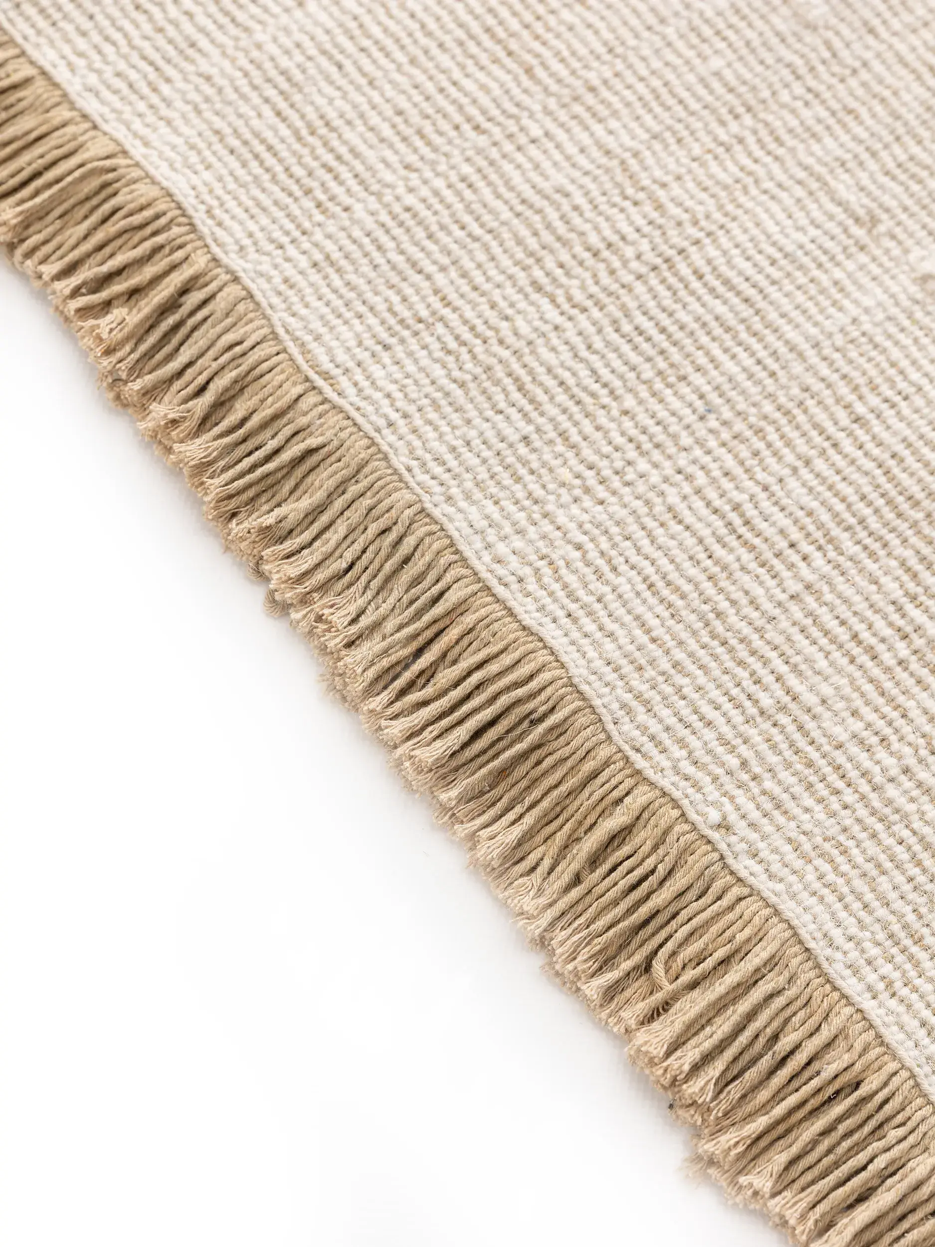 Matta av 70% Ull, 30% Bomull i Beige med 70% Ull, 30% Bomull hög lugg från benuta nest