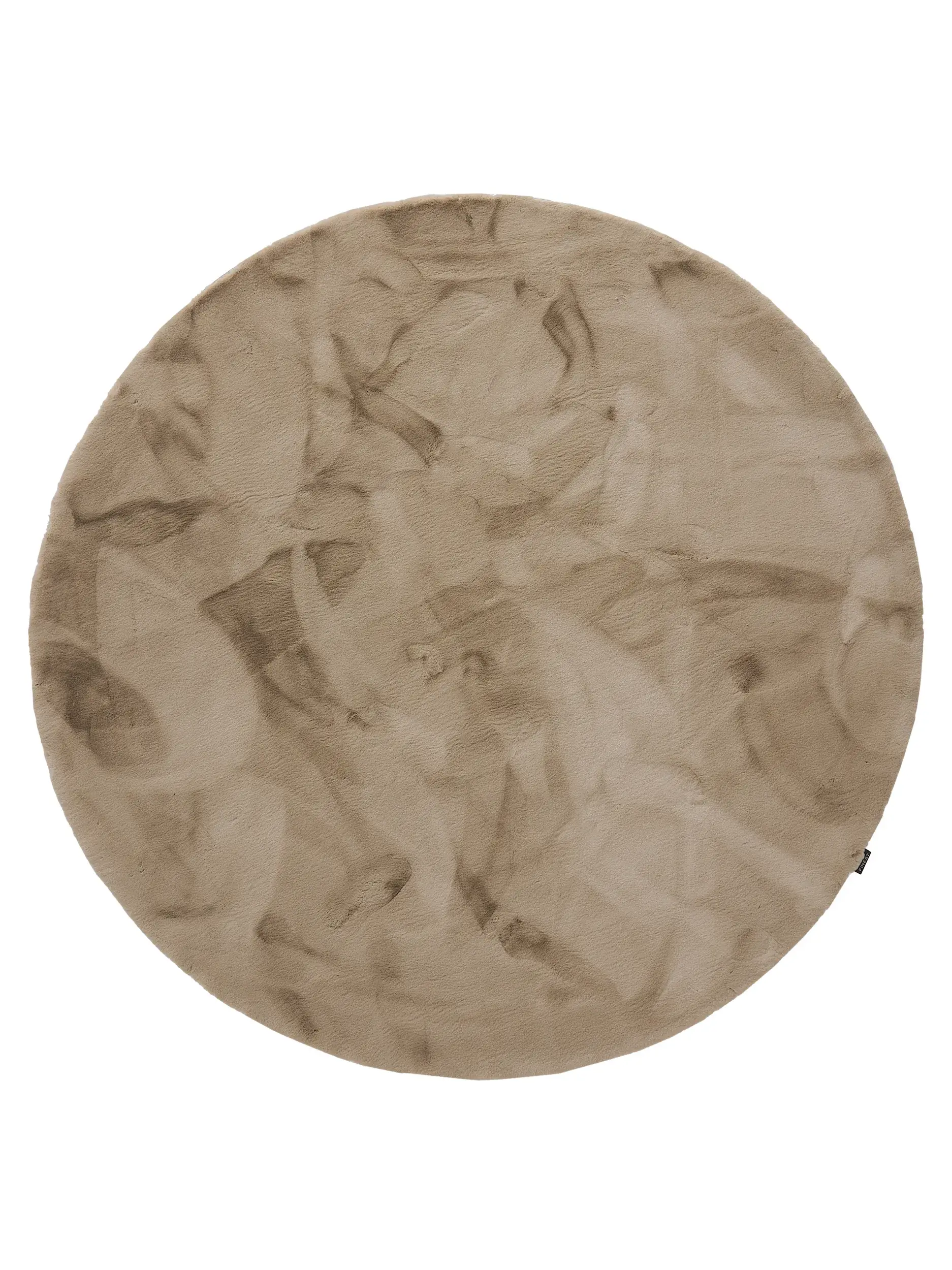 Rug made of 100% Polyester in Beige with a 100% Polyester high pile by benuta Finest