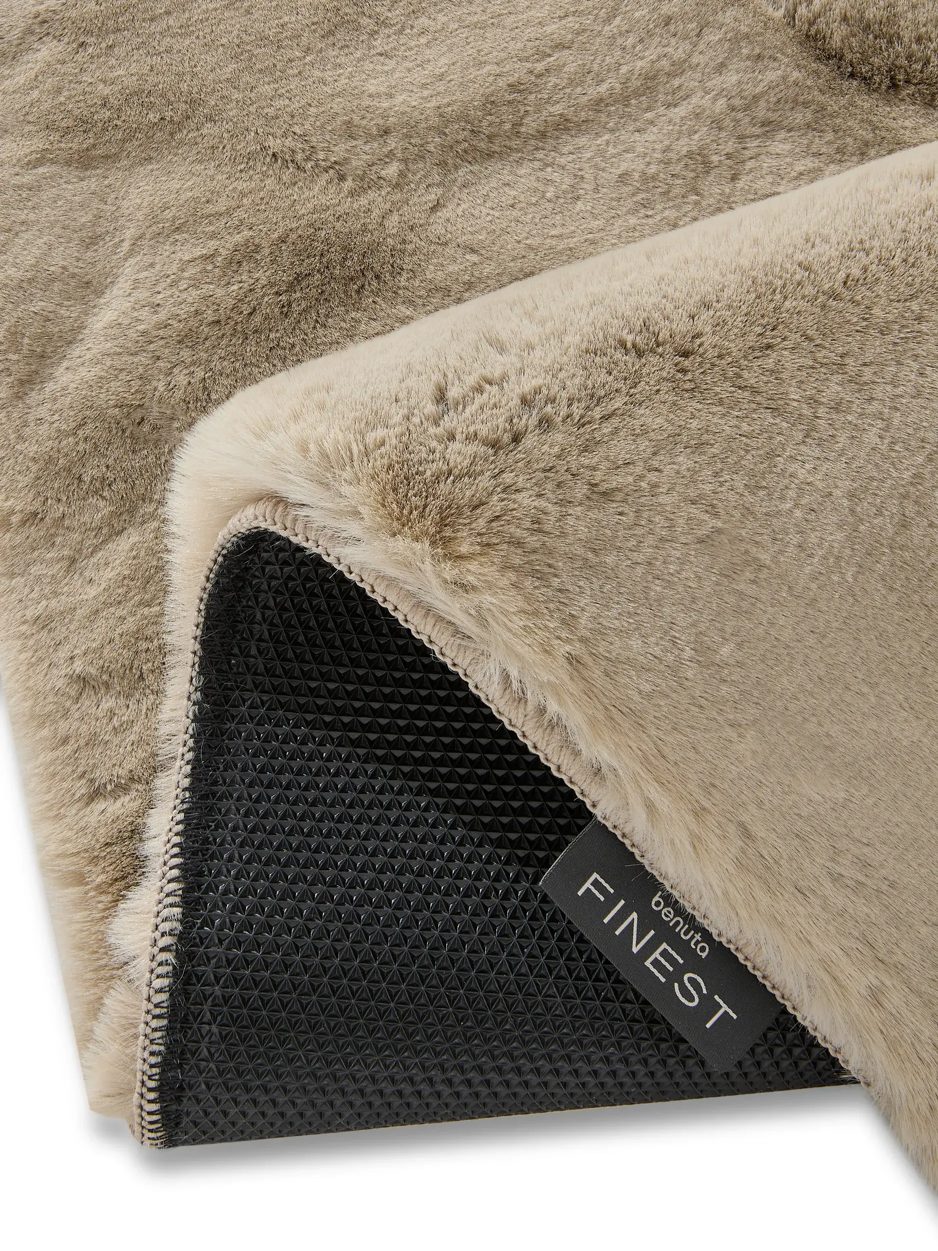 Teppich aus 100% Polyester in Beige mit 100% Polyester hohem Flor von benuta Finest