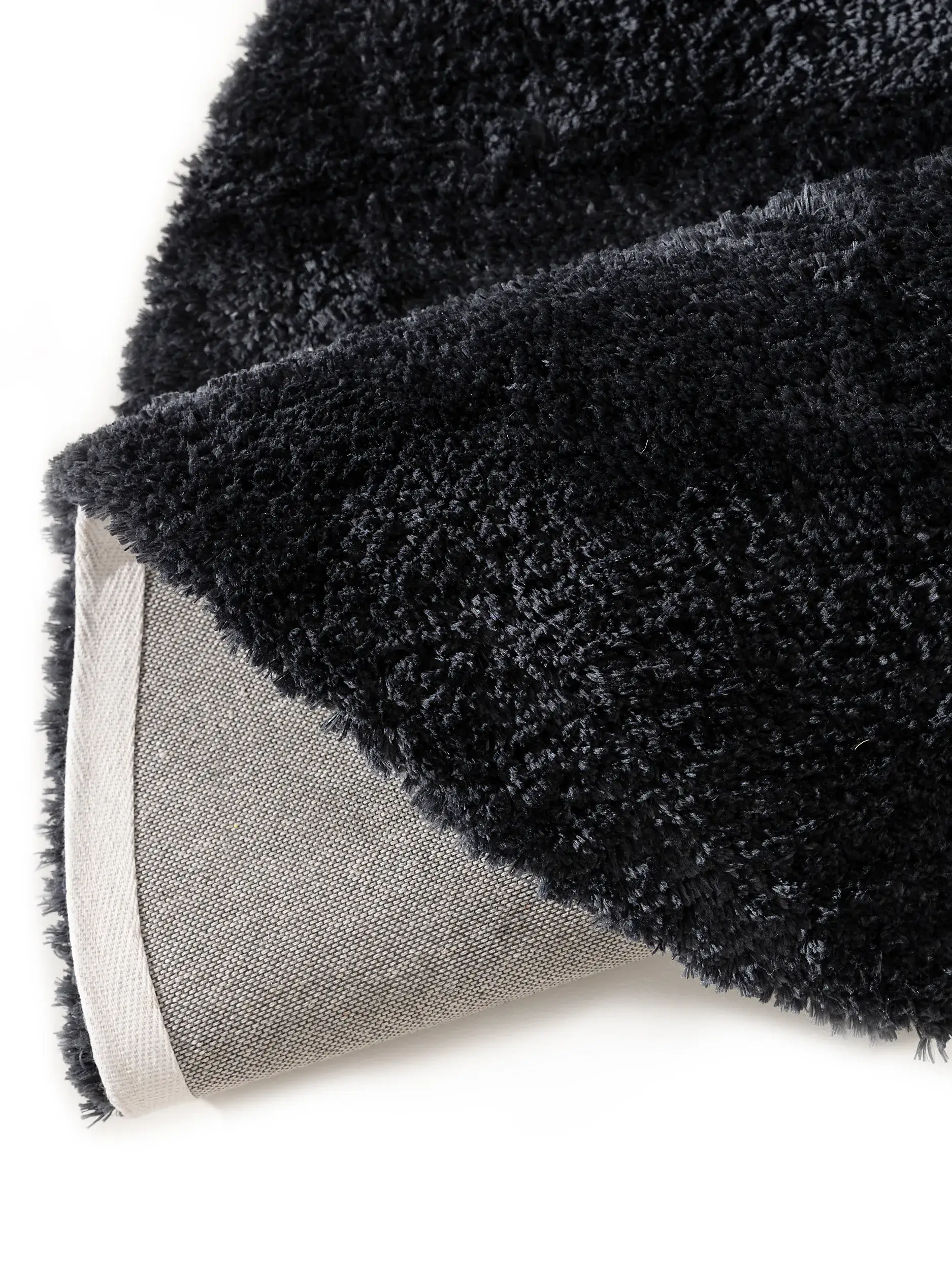 Teppich aus 100% Polyester in Grau mit 100% Polyester hohem Flor von benuta Nest