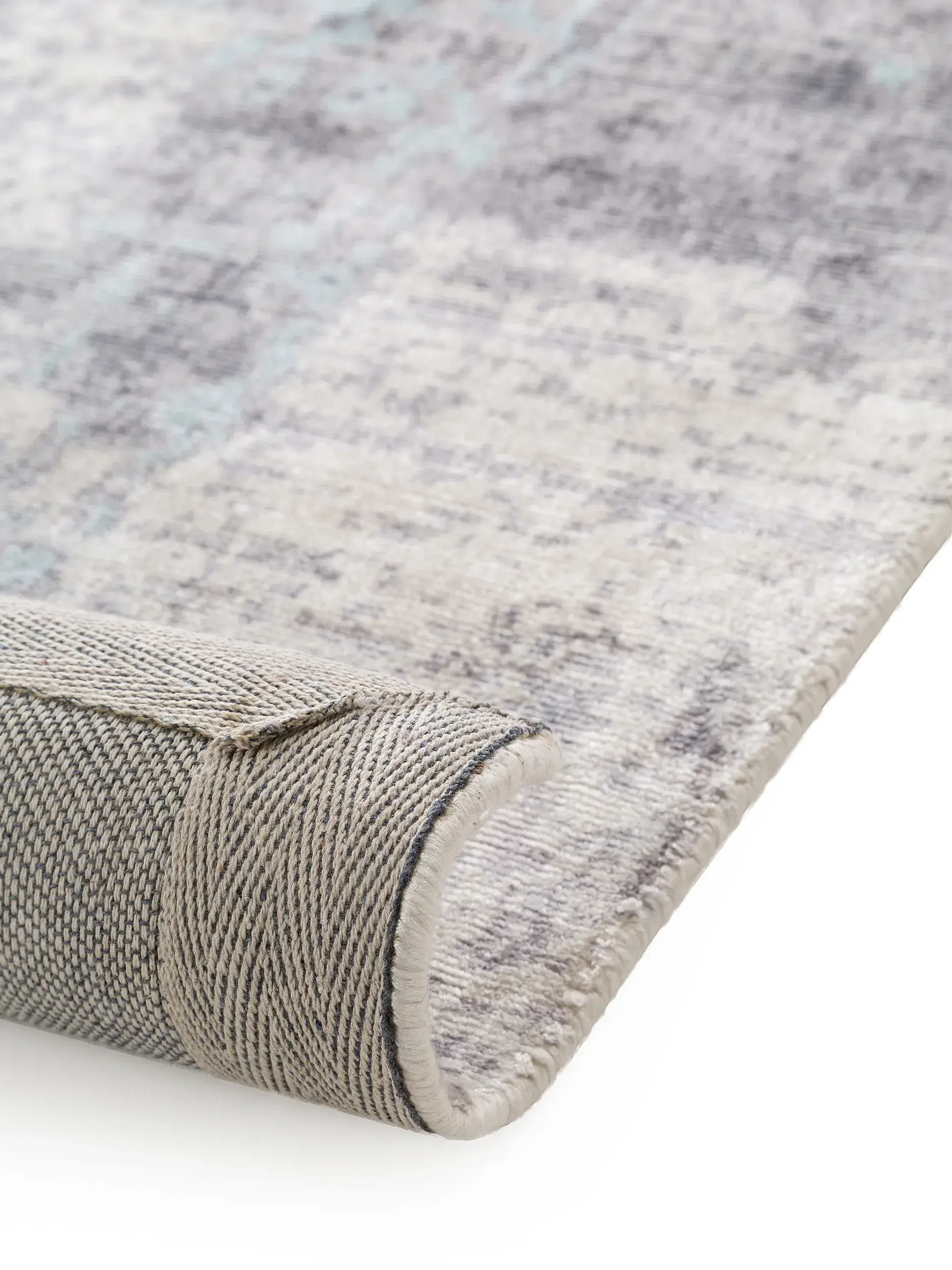 Teppich aus 100% Viskose in Blau mit 100% Viskose hohem Flor von benuta