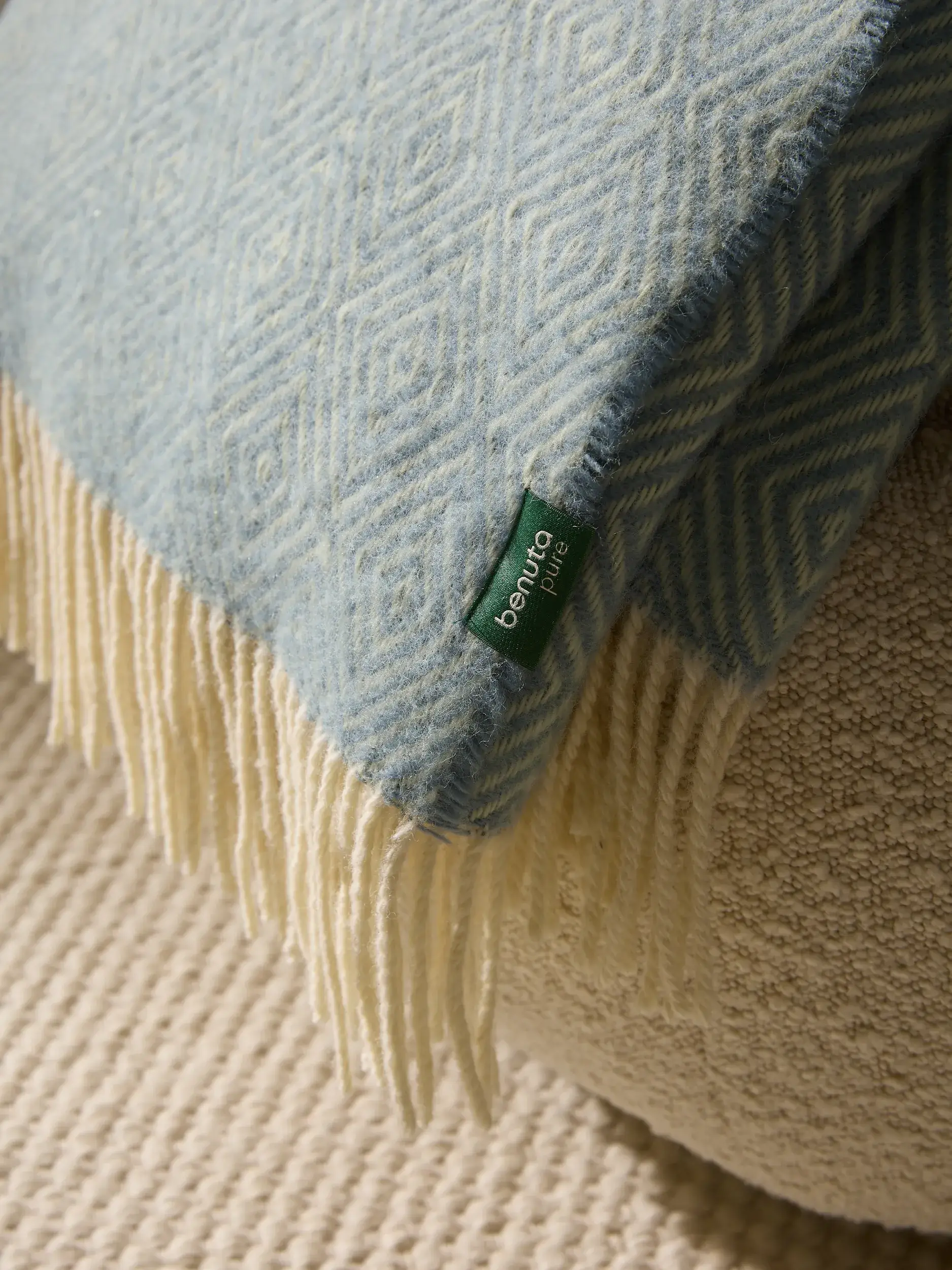 Wolldecke Bianca Blau von benuta Pure