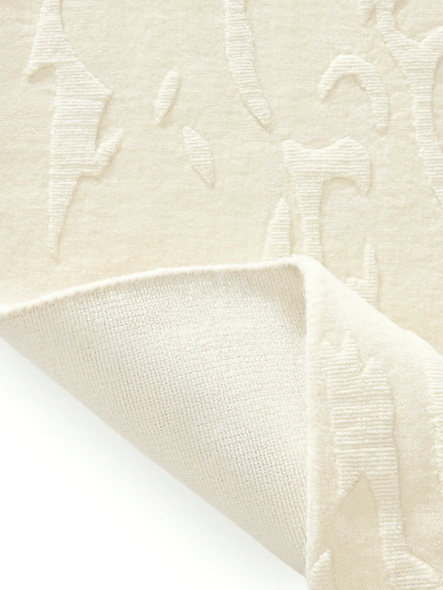 Rug made of 100% Wool (from New Zealand) in Beige with a 100% Wool (from New Zealand) high pile by benuta Finest