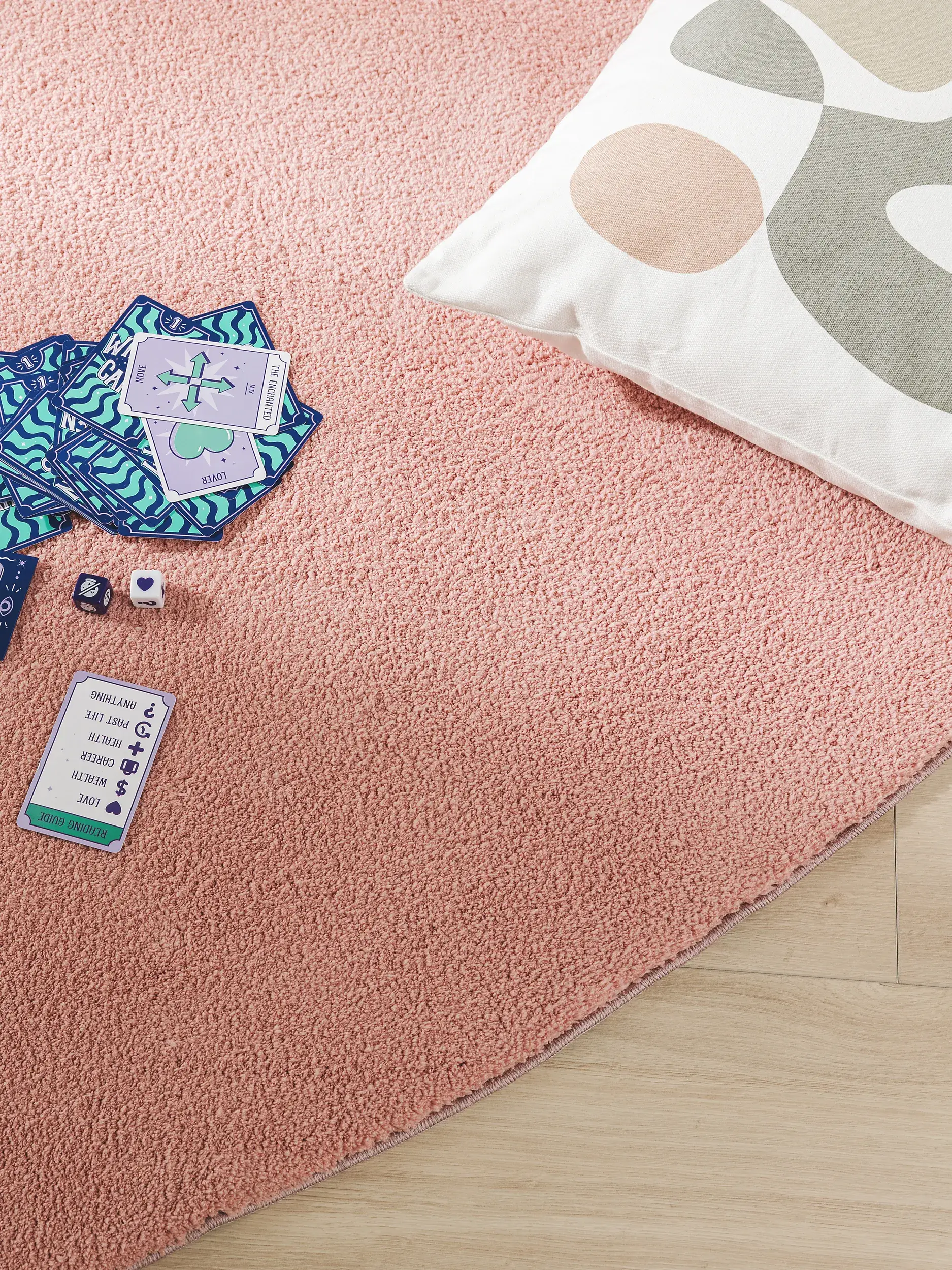 Tapijt van 100% Polyester in Roze met een 100% Polyester hoge pool van benuta POP