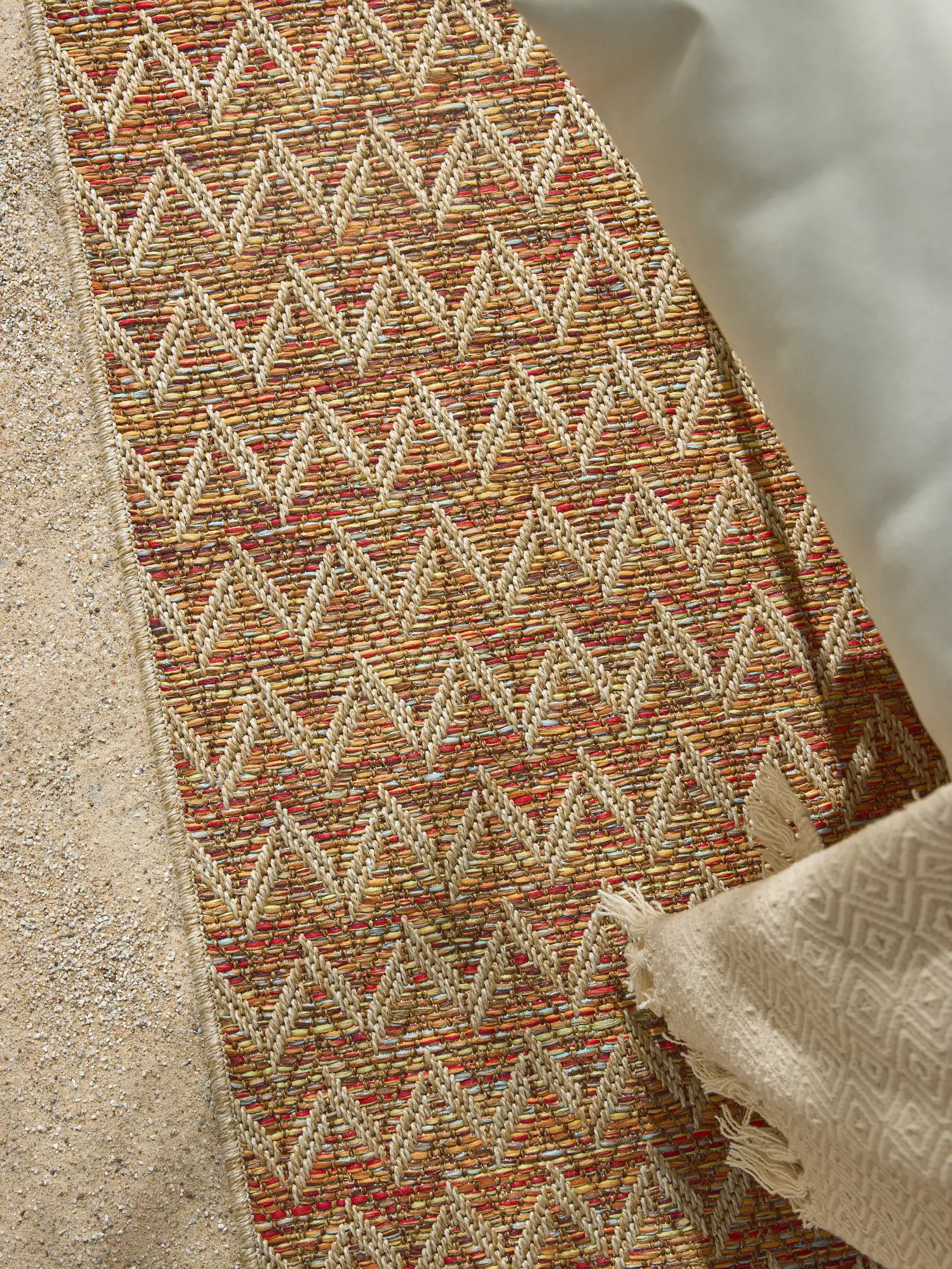 Rug made of 100% Polypropylen in Beige with a 100% Polypropylen high pile by benuta Nest