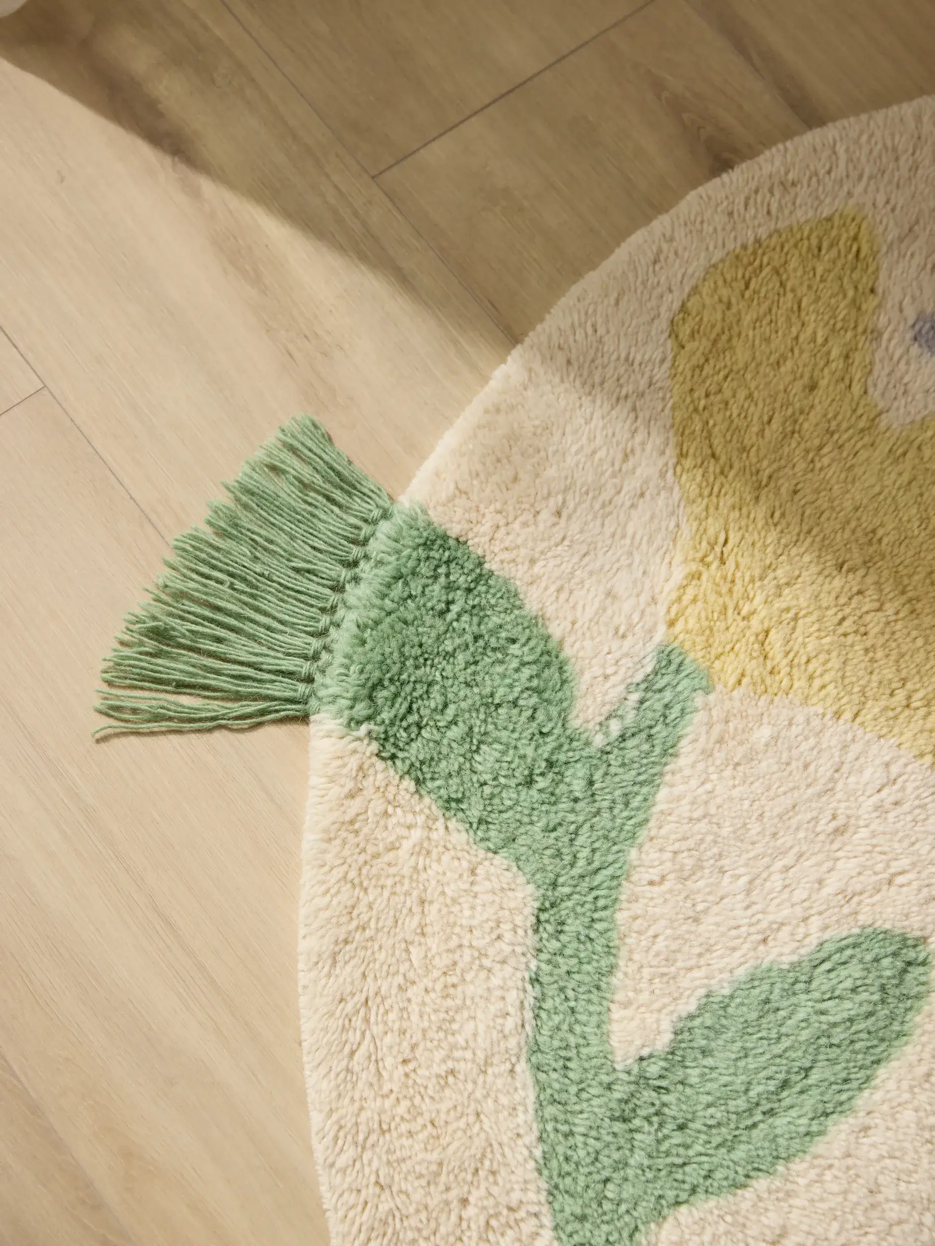 Teppich Fleur aus 100% Ull in Flerfärgad von Lytte
