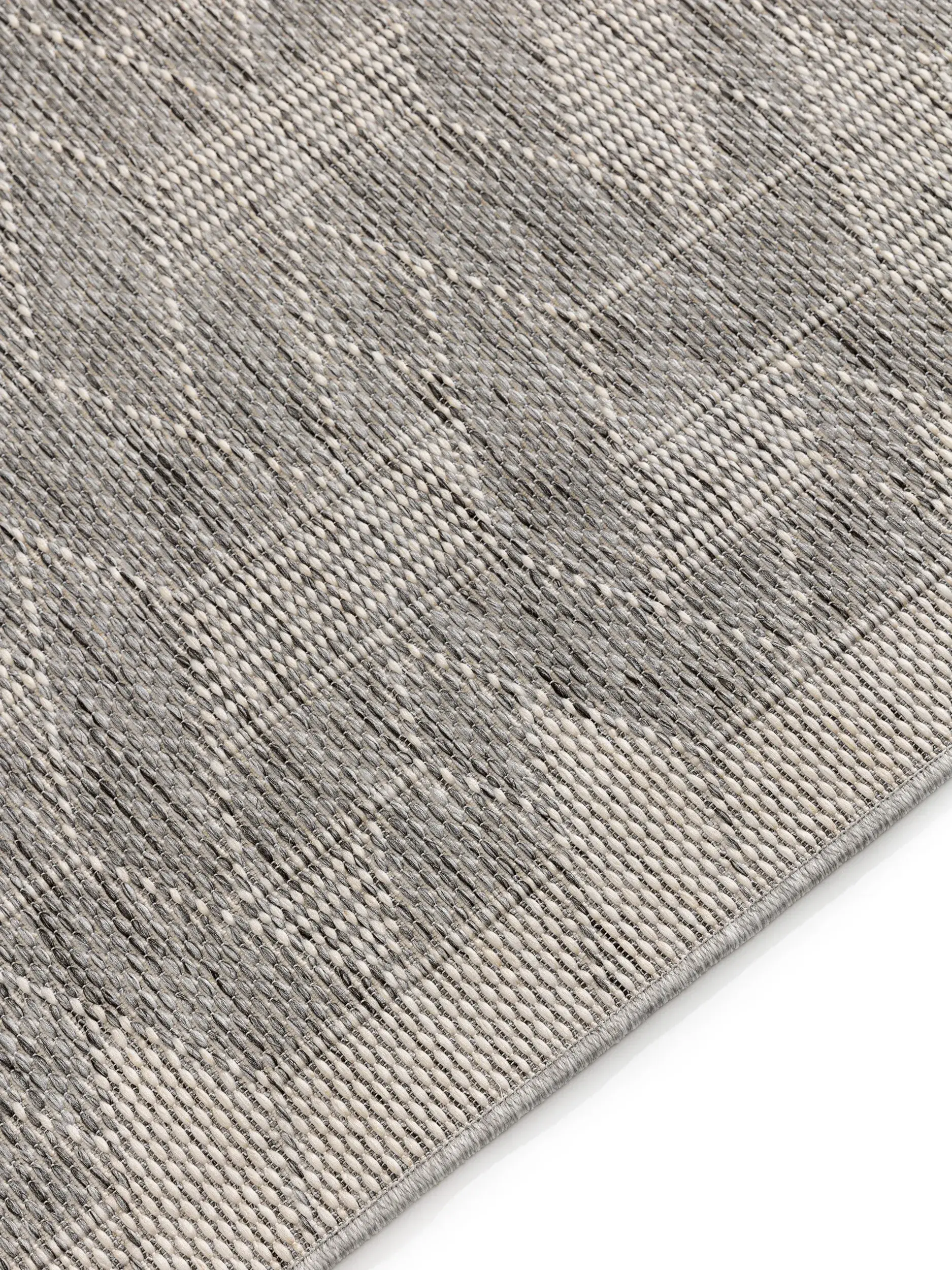 Rug made of 100% Polypropylen in Grey with a 100% Polypropylen high pile by benuta Nest