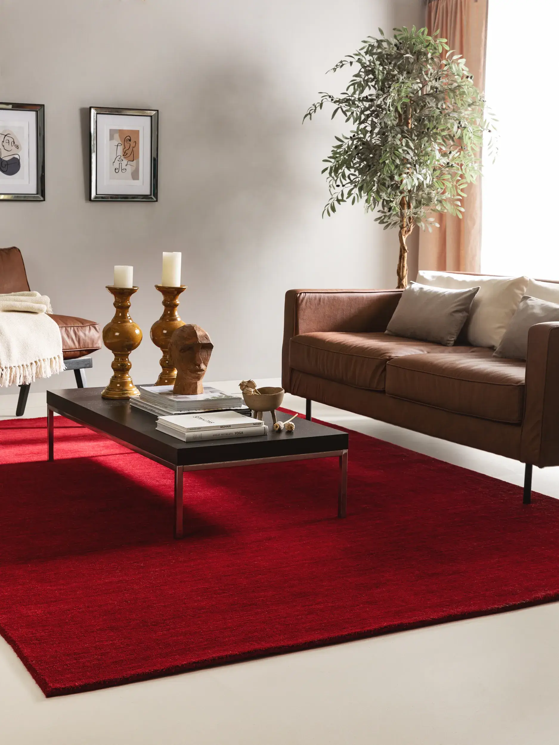 Rug made of 100% Wolle in Rot with a 100% Wolle high pile by benuta Nest