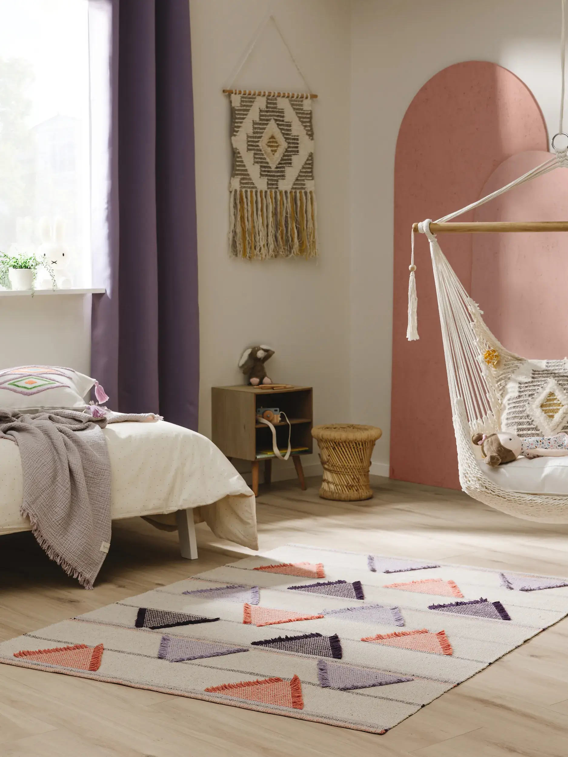 Rug made of 60% Cotton, 40% Polyester in Multicolour with a 60% Cotton, 40% Polyester high pile by Lytte