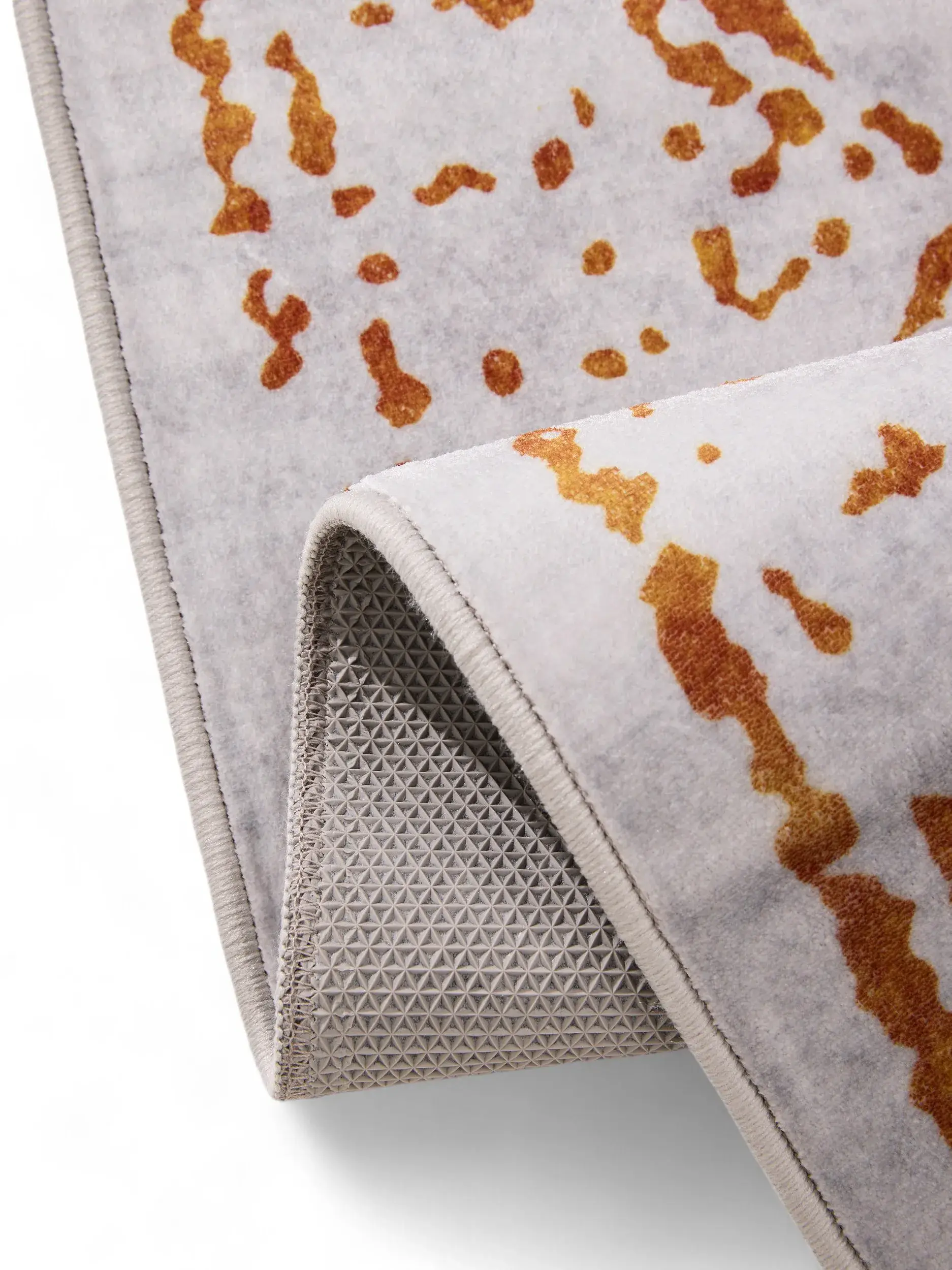 Teppich aus 100% Polyester in Grau mit 100% Polyester hohem Flor von benuta Nest