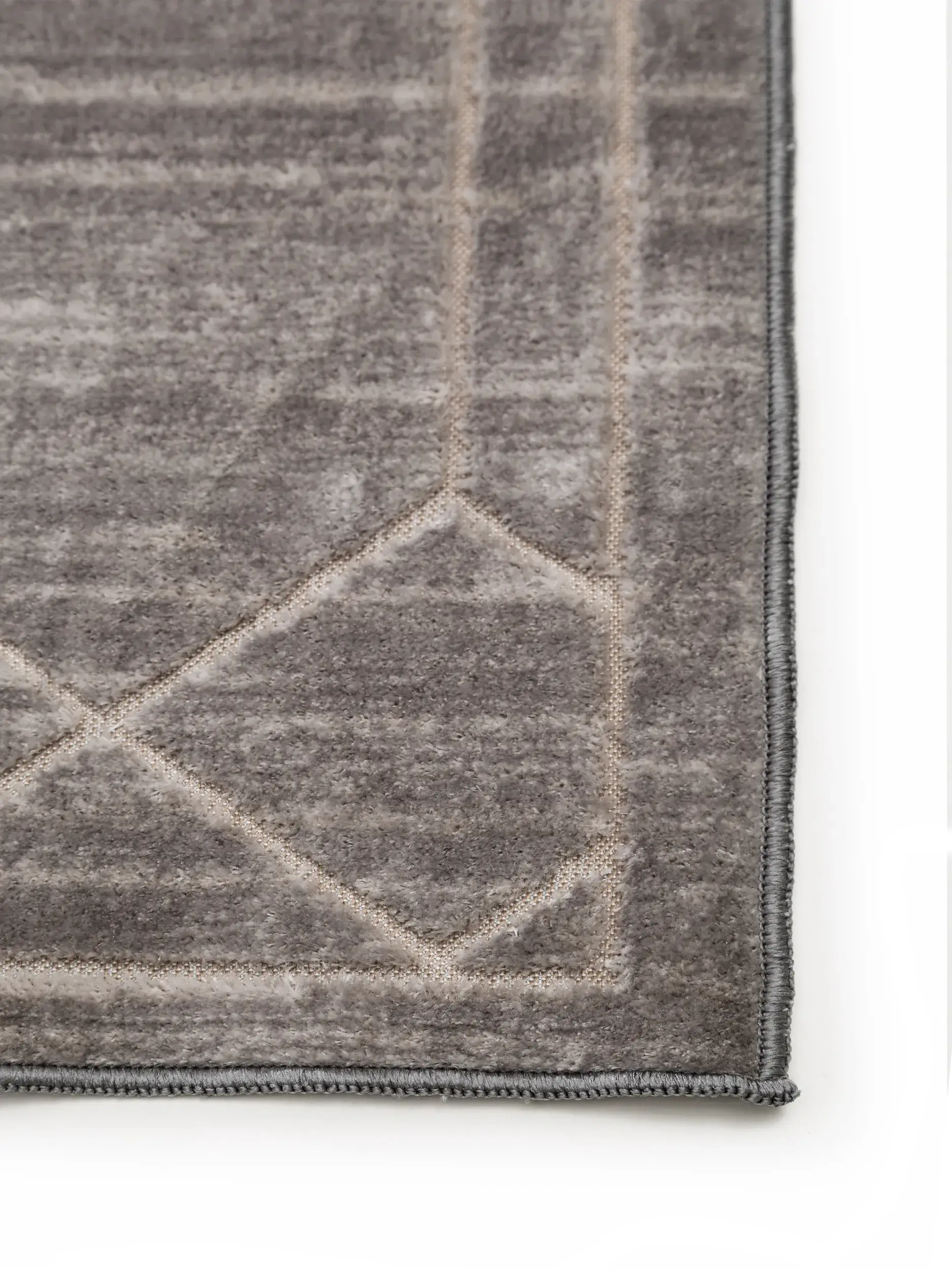 Matta av 100% Polyester i Grå med 100% Polyester hög lugg från benuta