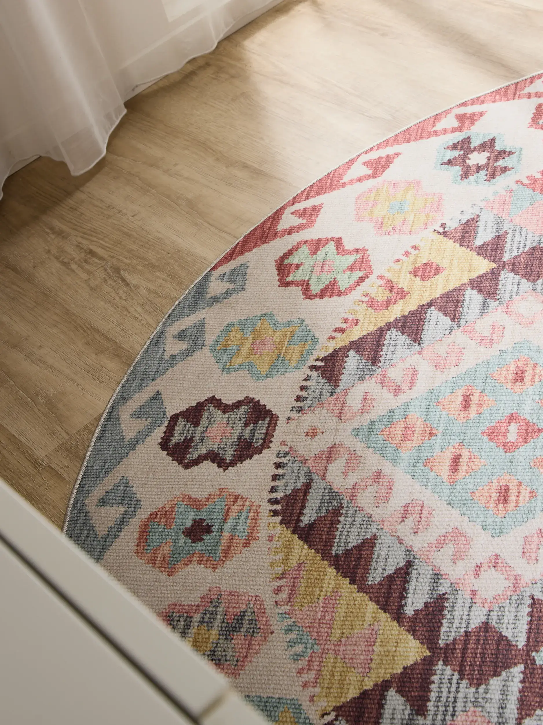 Rug made of 100% Polyester in Multicolour with a 100% Polyester high pile by benuta Basic