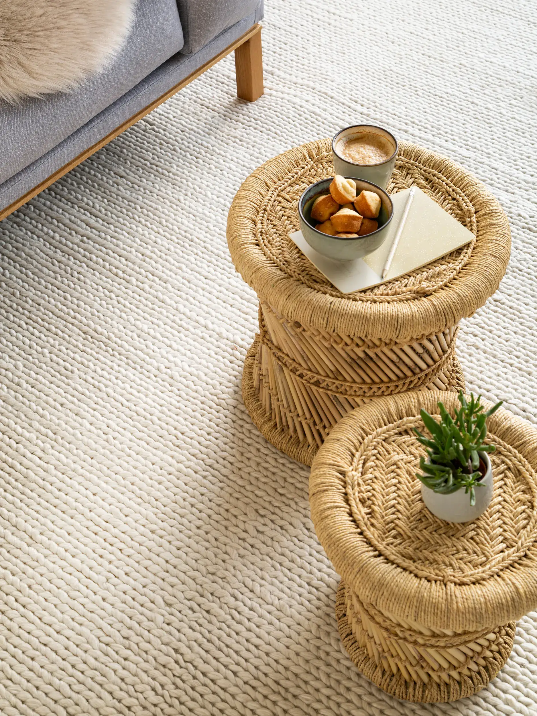 Teppich aus 60% Wolle, 40% Polyester in Beige mit 60% Wolle, 40% Polyester hohem Flor von benuta Pure