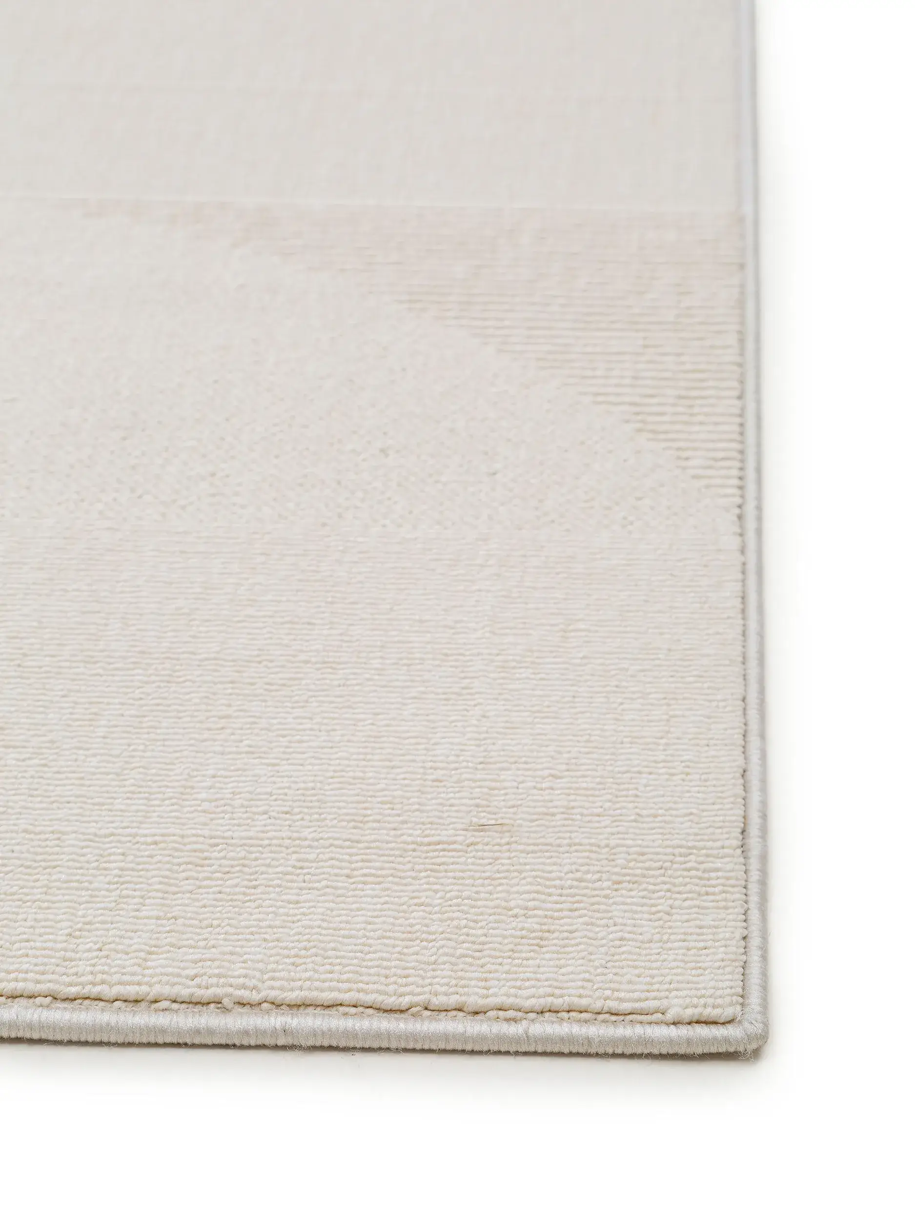 Tapis en 100% Polypropylène en Blanc avec une pile de 100% Polypropylène de hauteur de benuta POP