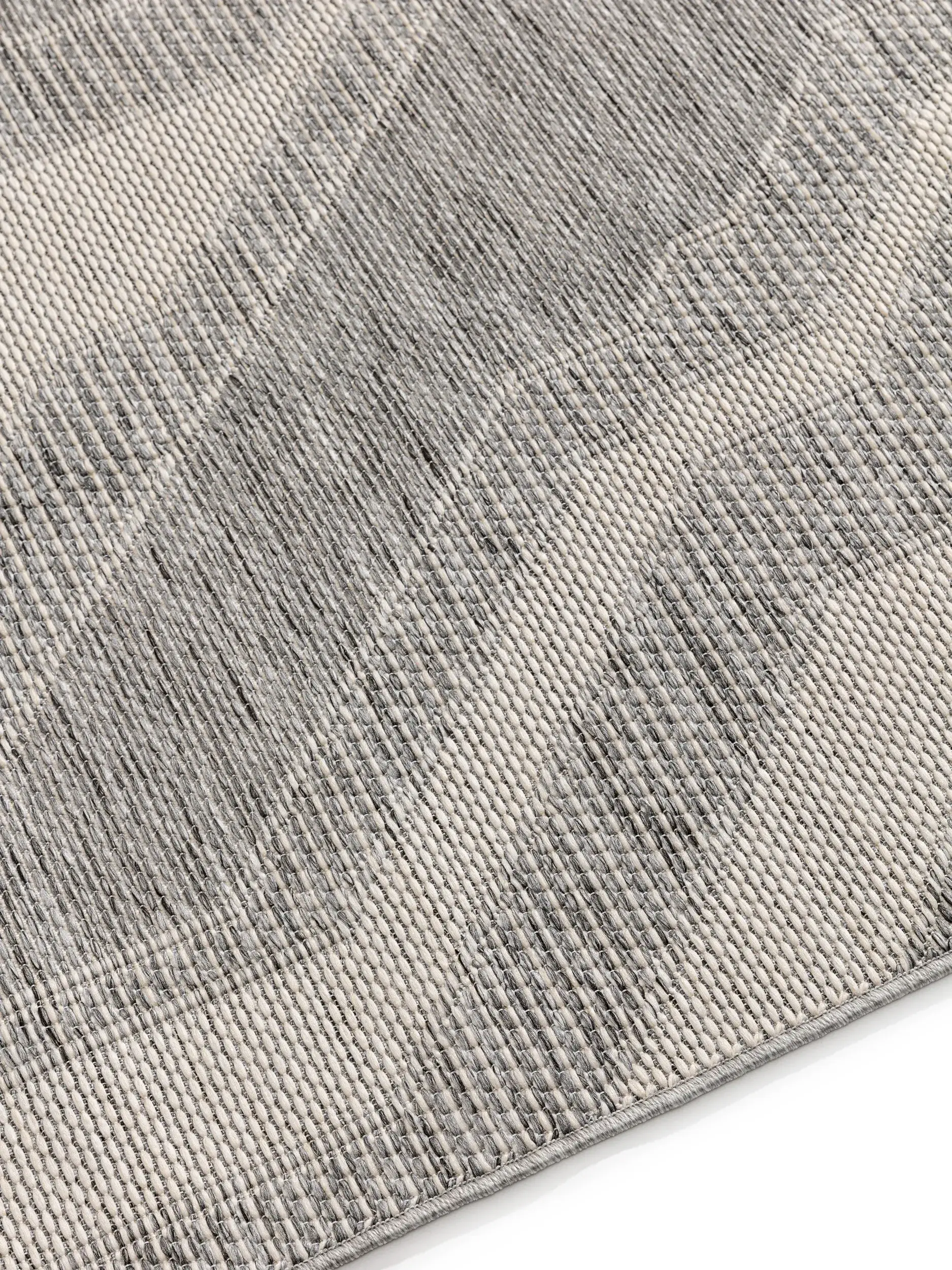 Rug made of 100% Polypropylen in Grey with a 100% Polypropylen high pile by benuta Nest