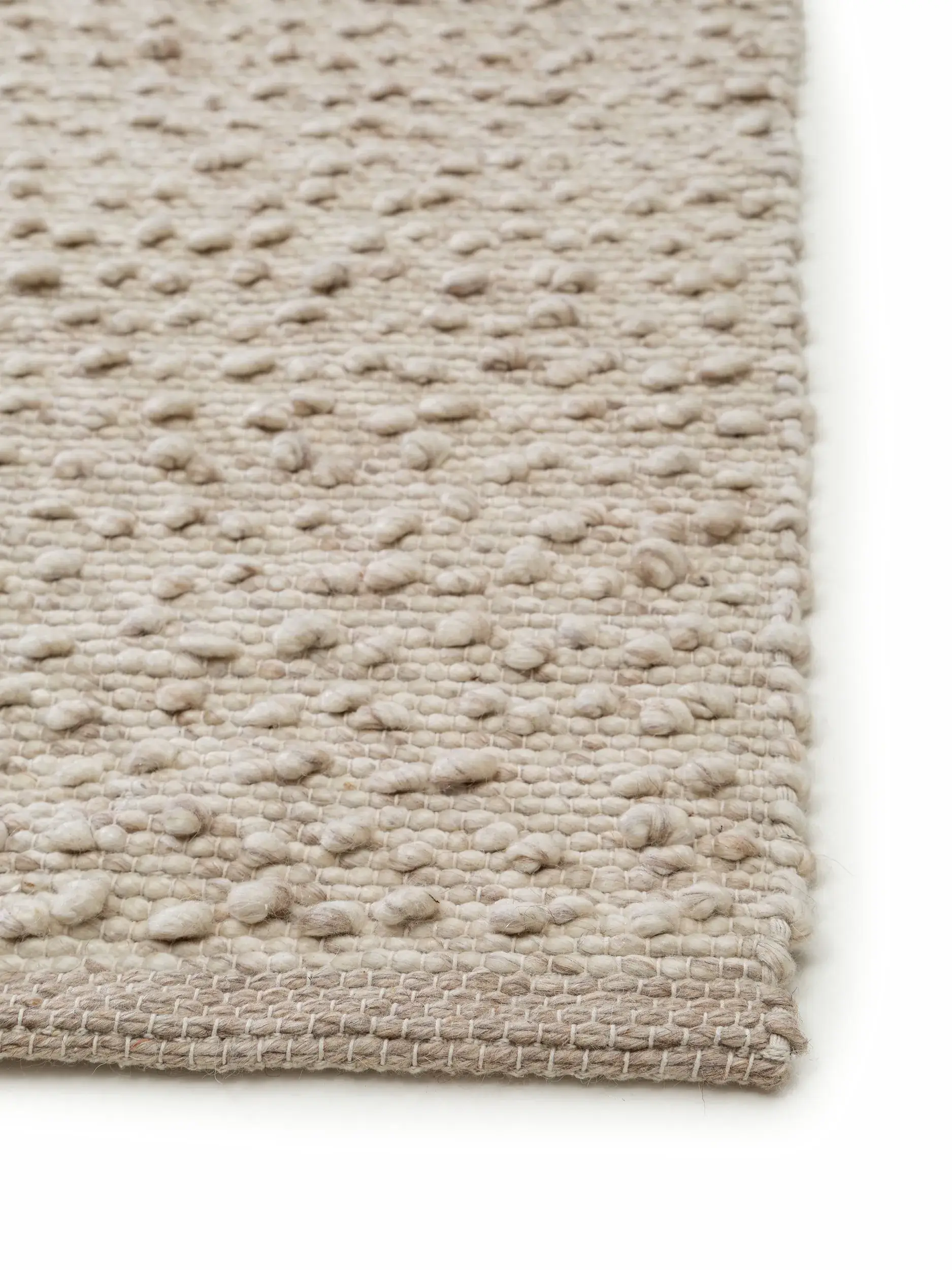 Tappeto di 40% Lana, 30% Cotone, 20% Poliestere, 10% Viscosa in Beige con pelo alto 40% Lana, 30% Cotone, 20% Poliestere, 10% Viscosa da benuta pure