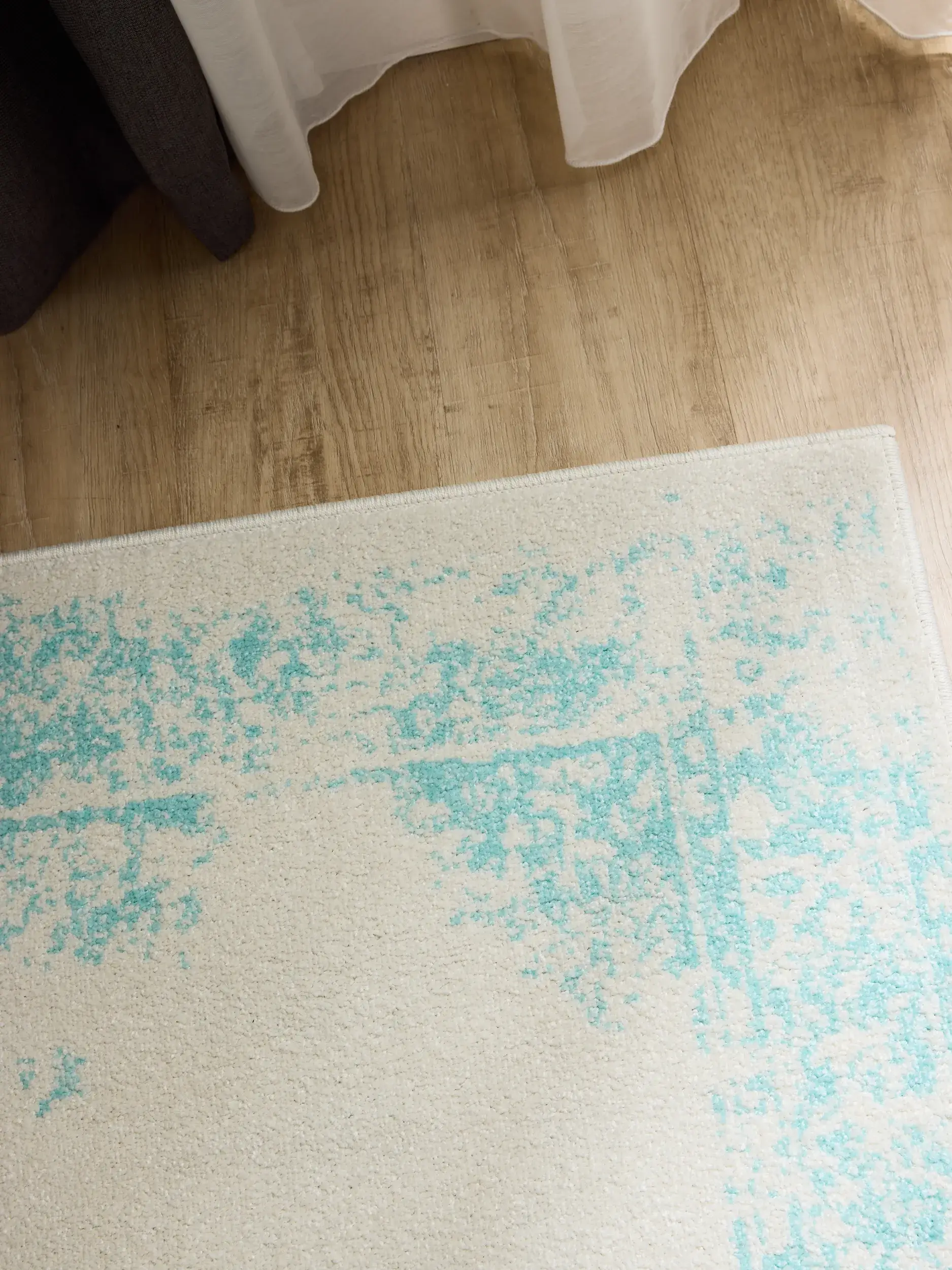 Rug made of 100% Polypropylen in Beige with a 100% Polypropylen high pile by benuta Basic