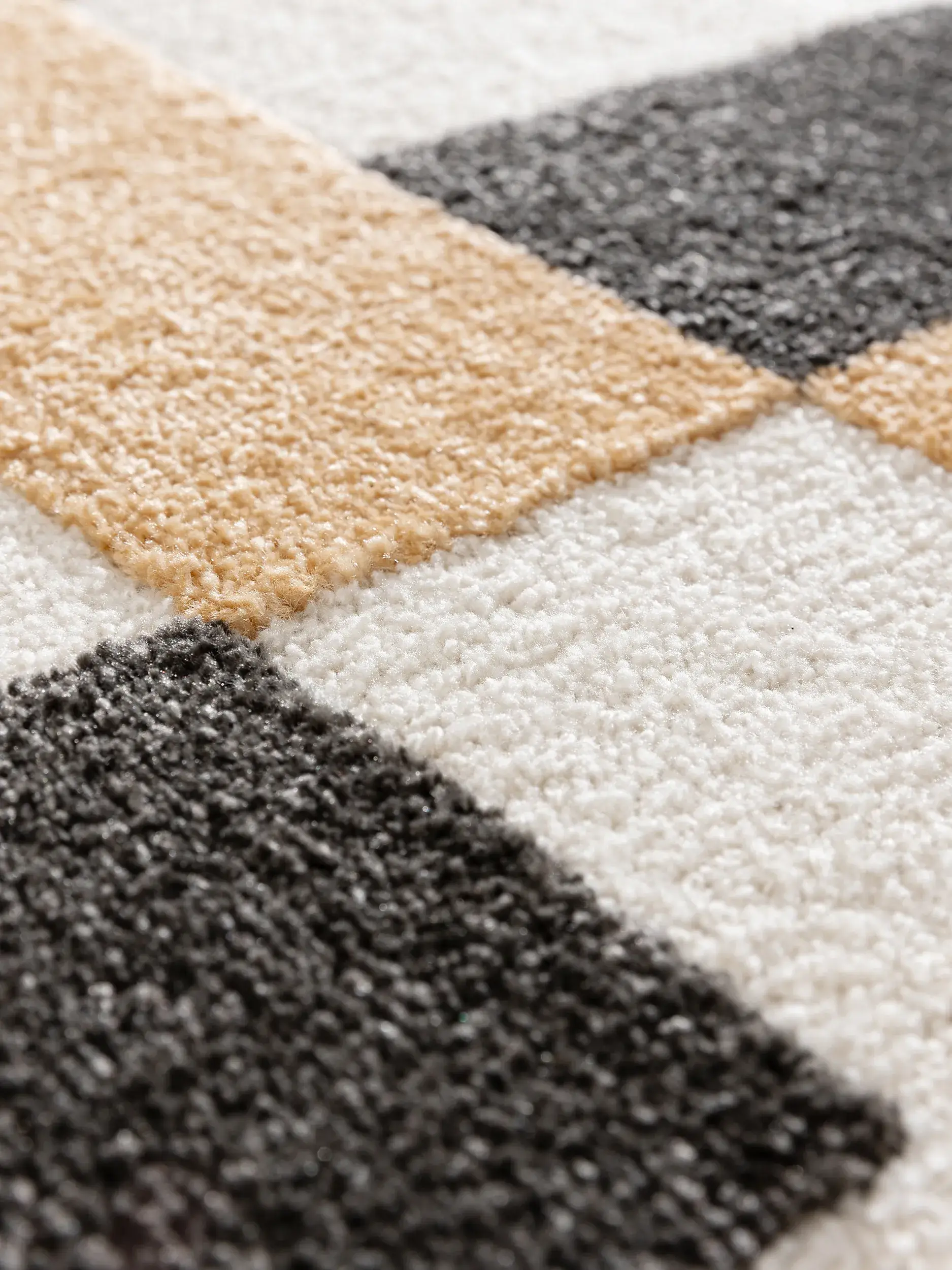 Rug made of 80% Polypropylen, 20% Polyester in Multicolour with a 80% Polypropylen, 20% Polyester high pile by benuta Pop