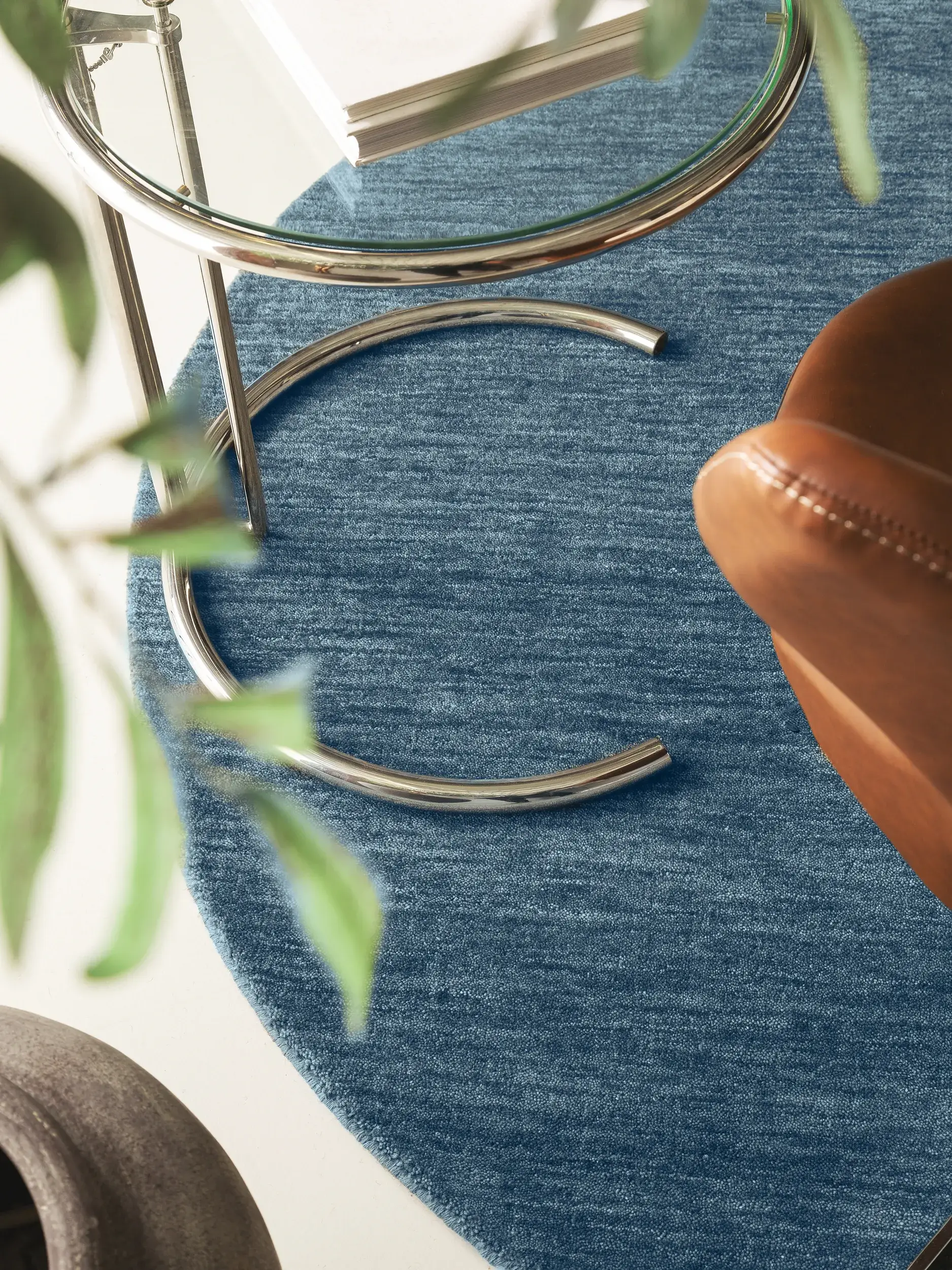 Teppich aus 100% Wolle in Blau mit 100% Wolle hohem Flor von benuta Nest