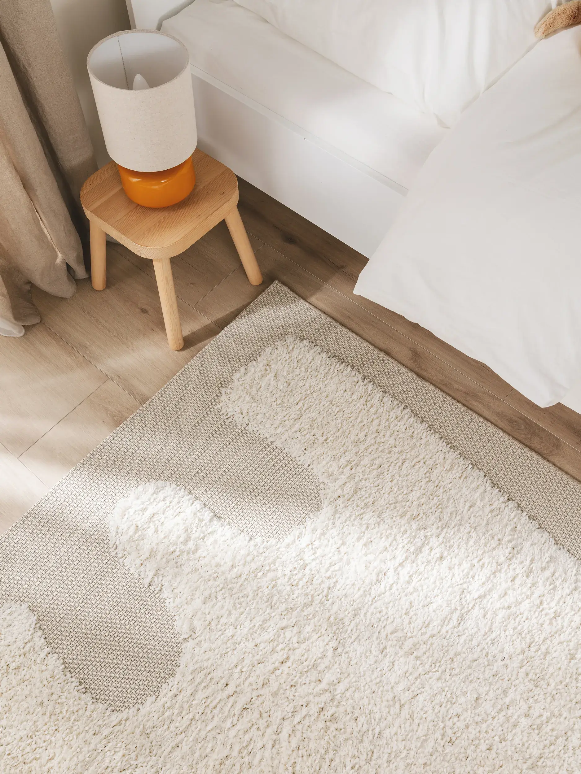Alfombra Carlo de 100% Polipropileno en Beige de Lytte