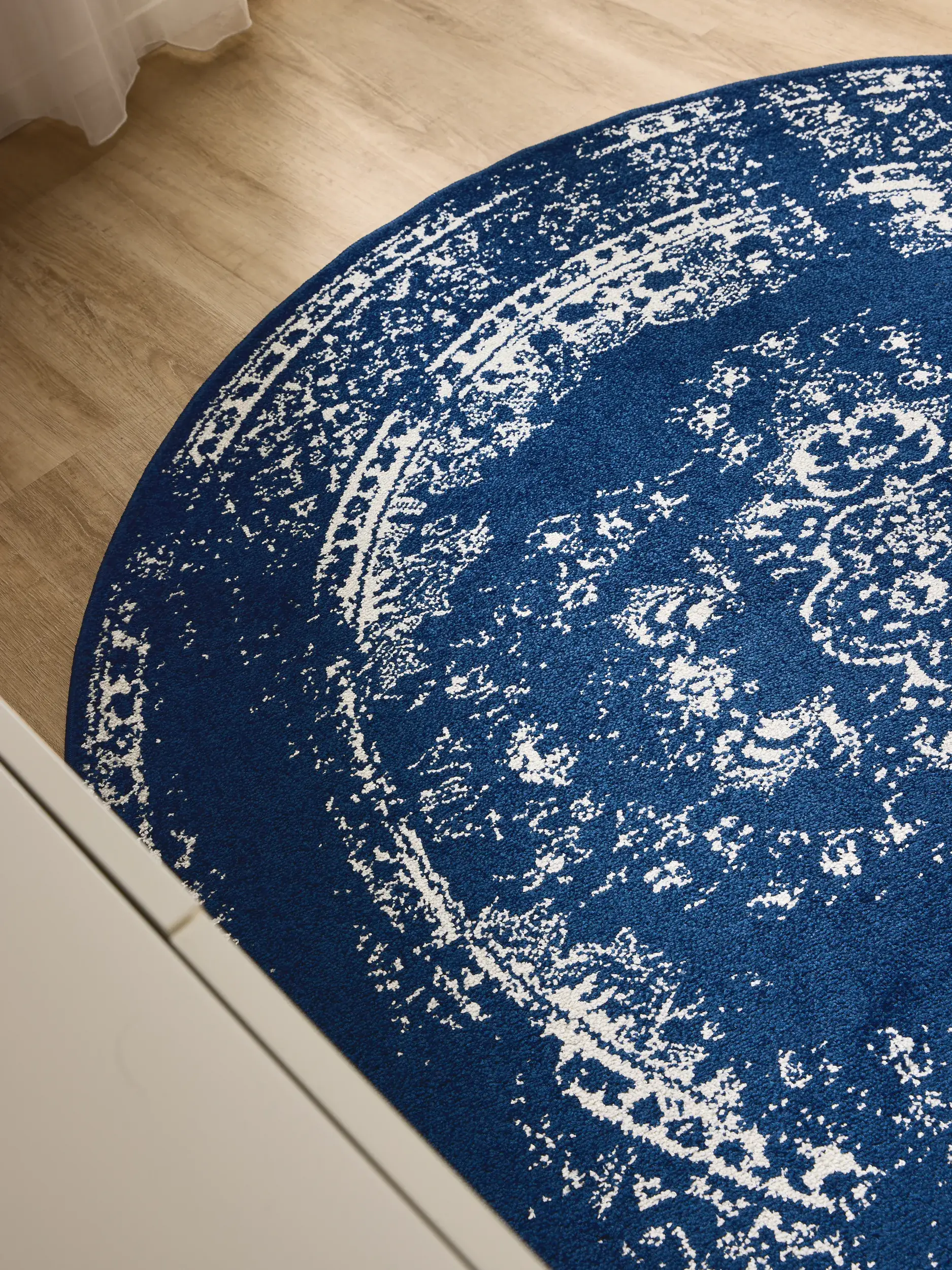 Rug made of 100% Polypropylen in Blau with a 100% Polypropylen high pile by benuta Basic