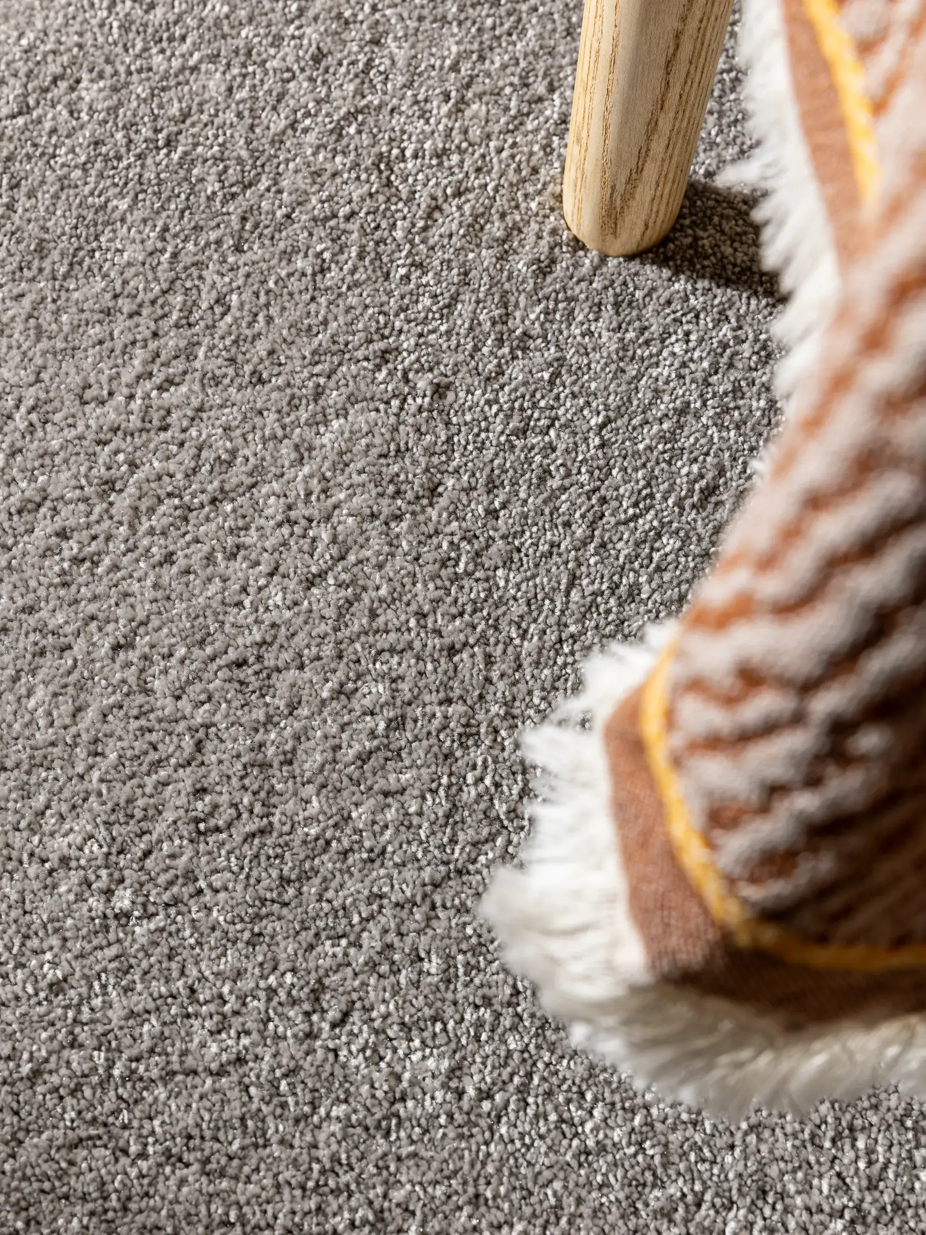 Teppe av 100% Polyester (30% recycelt) i Grau med 100% Polyester (30% recycelt) høy lugg fra benuta Nest
