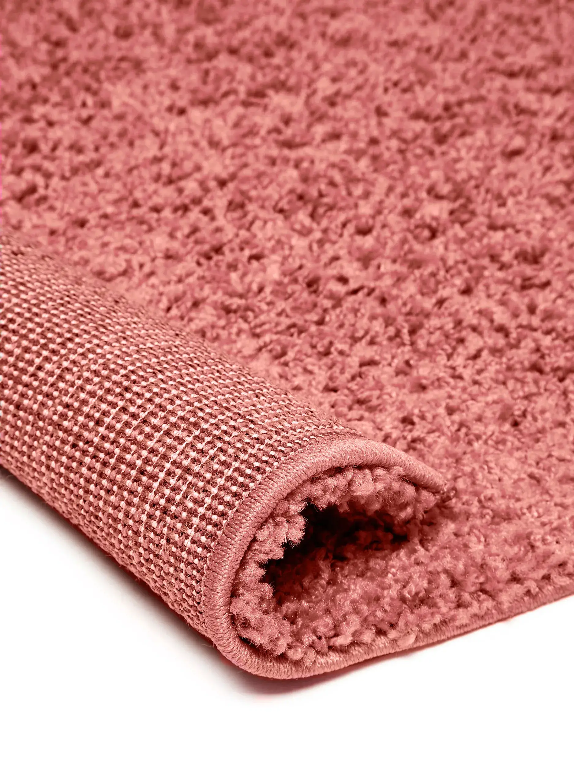 Rug made of 100% Polypropylen in Rosa with a 100% Polypropylen high pile by benuta