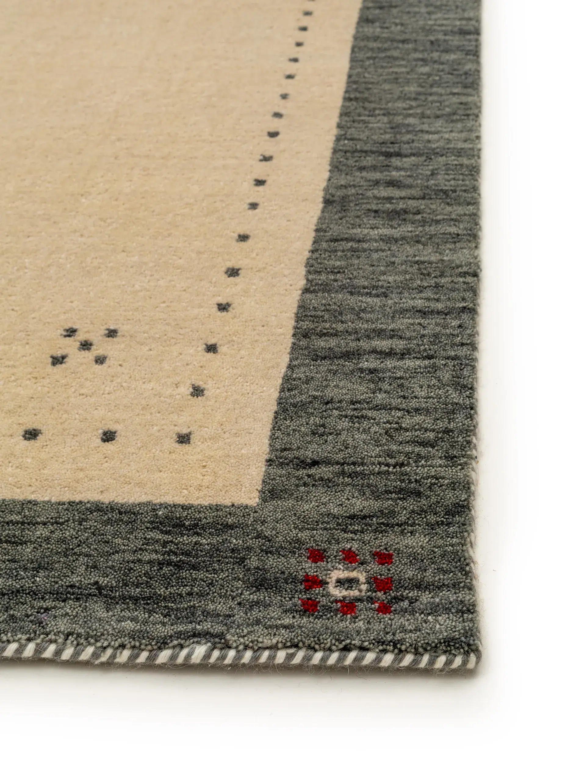 Rug made of 100% Wool in Beige with a 100% Wool high pile by benuta Nest