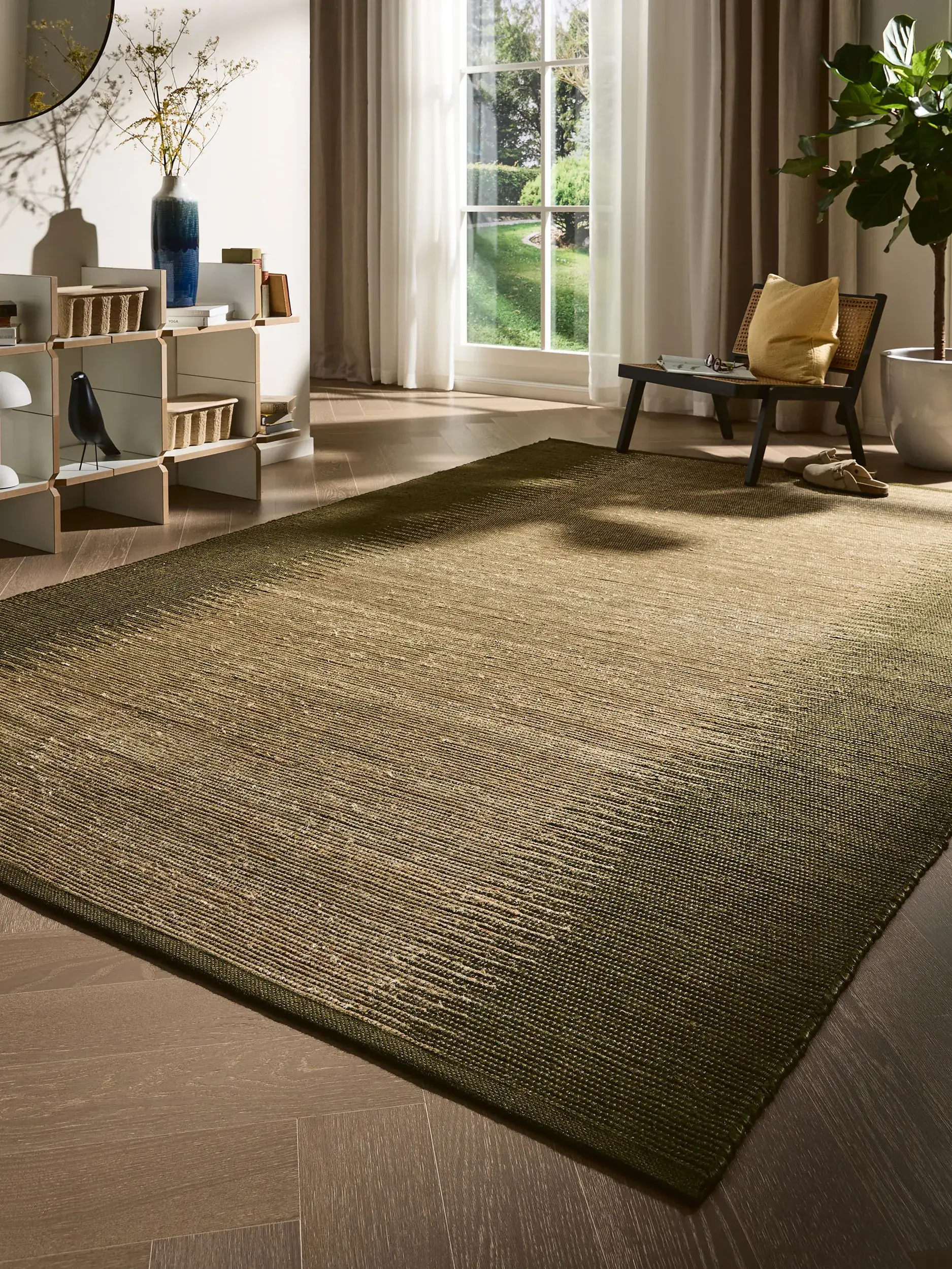 Rug made of 79% Jute, 21% Baumwolle in Grün with a 79% Jute, 21% Baumwolle high pile by benuta Pure