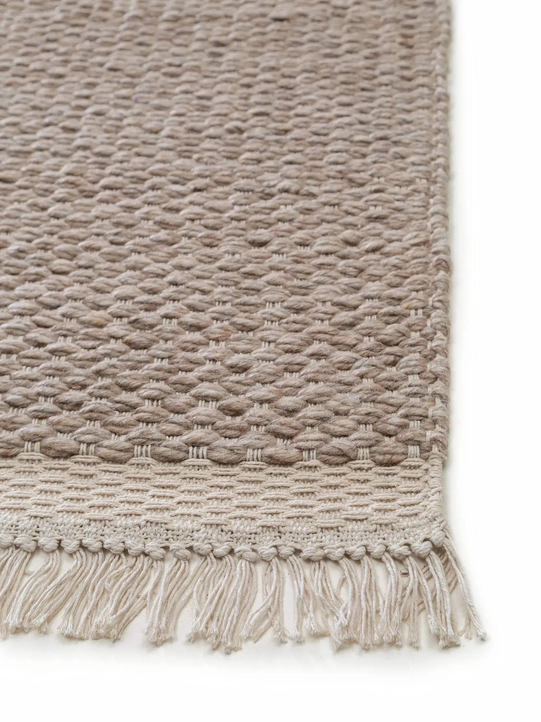 Tapijt van 40% Wol, 30% Katoen, 30% Viscose in Beige met een 40% Wol, 30% Katoen, 30% Viscose hoge pool van benuta pure