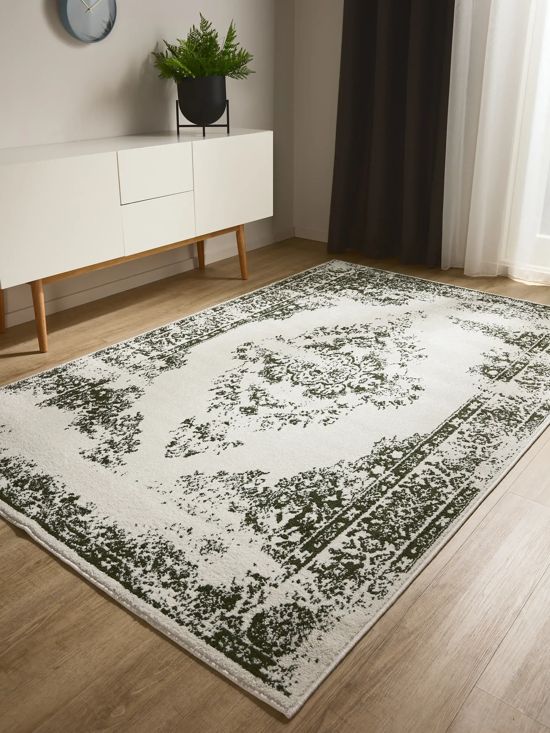 Rug made of 100% Polypropylen in Beige with a 100% Polypropylen high pile by benuta Basic
