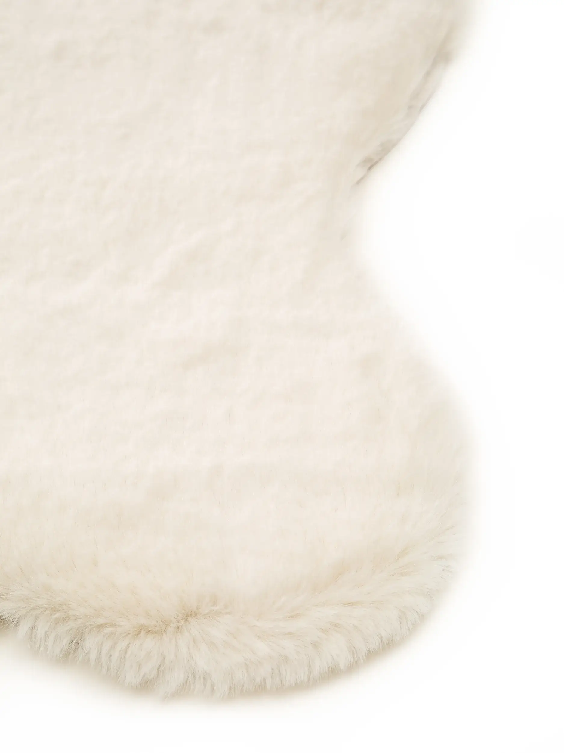 Kunstfell Dave Cream im Design Uni aus 100% Polyester von benuta Nest