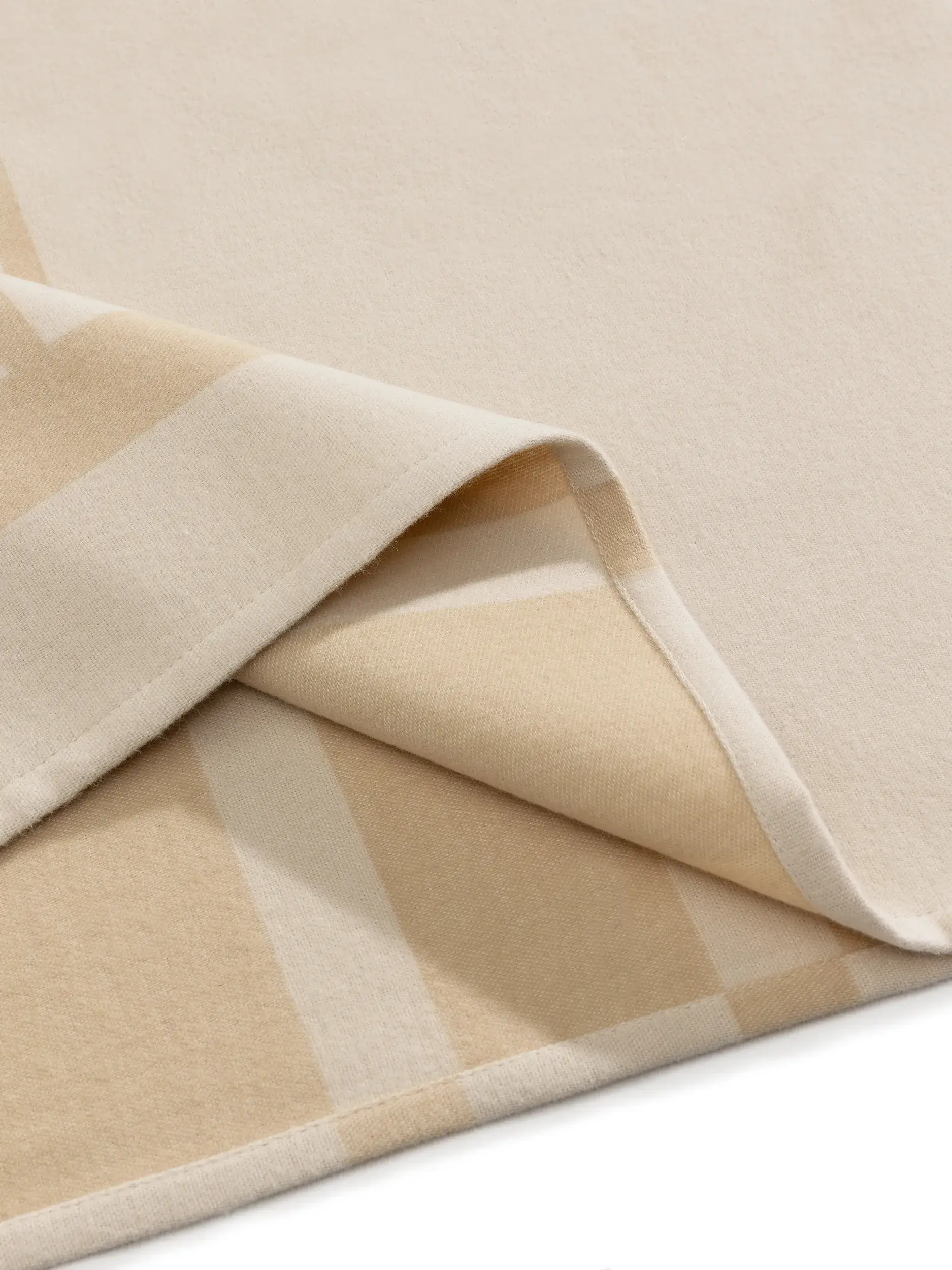 Baumwolldecke Luan Cream/Beige im Design  aus  von benuta Pop