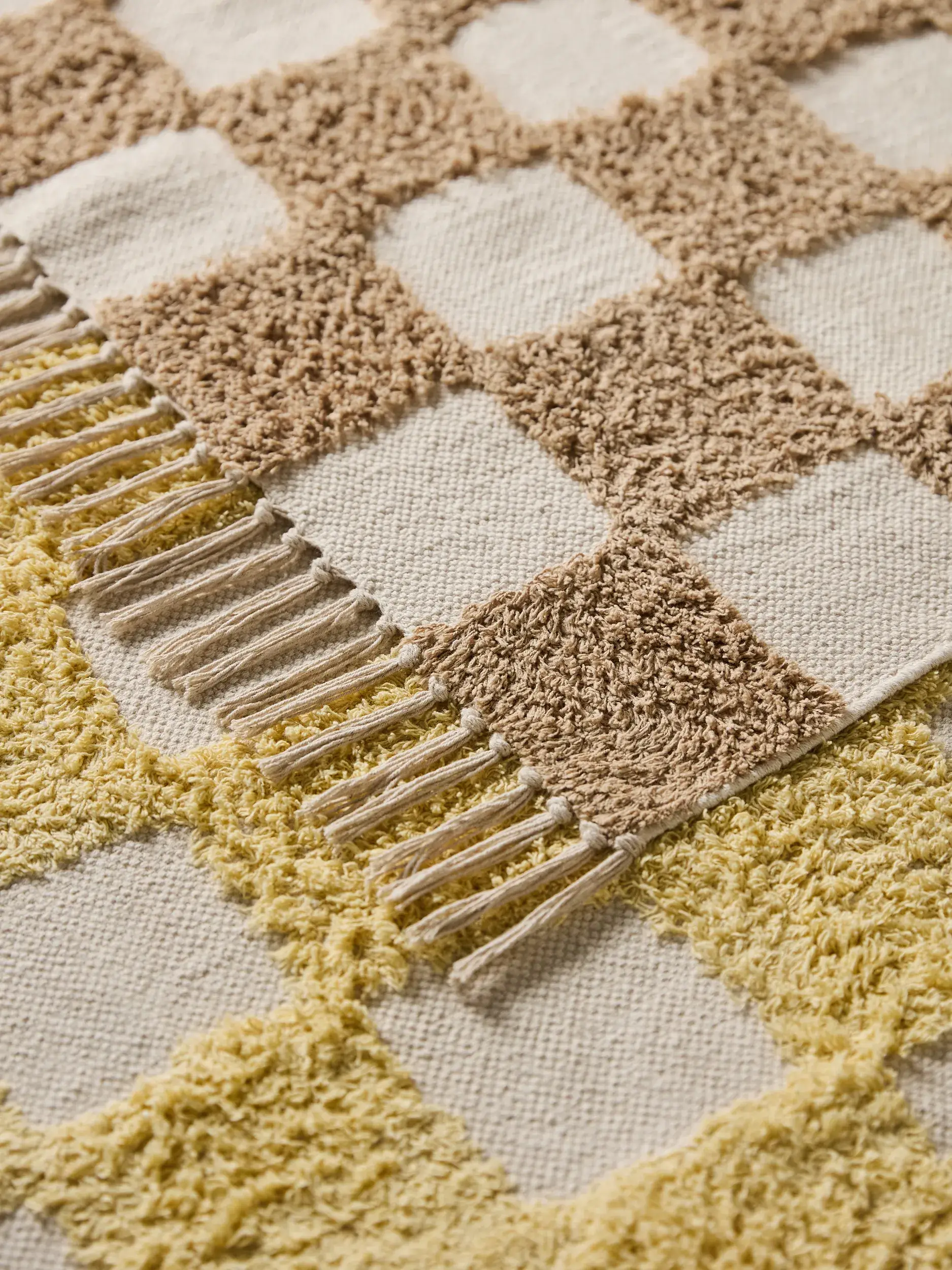 Rug Caro made of 100% Cotton in Beige by Lytte