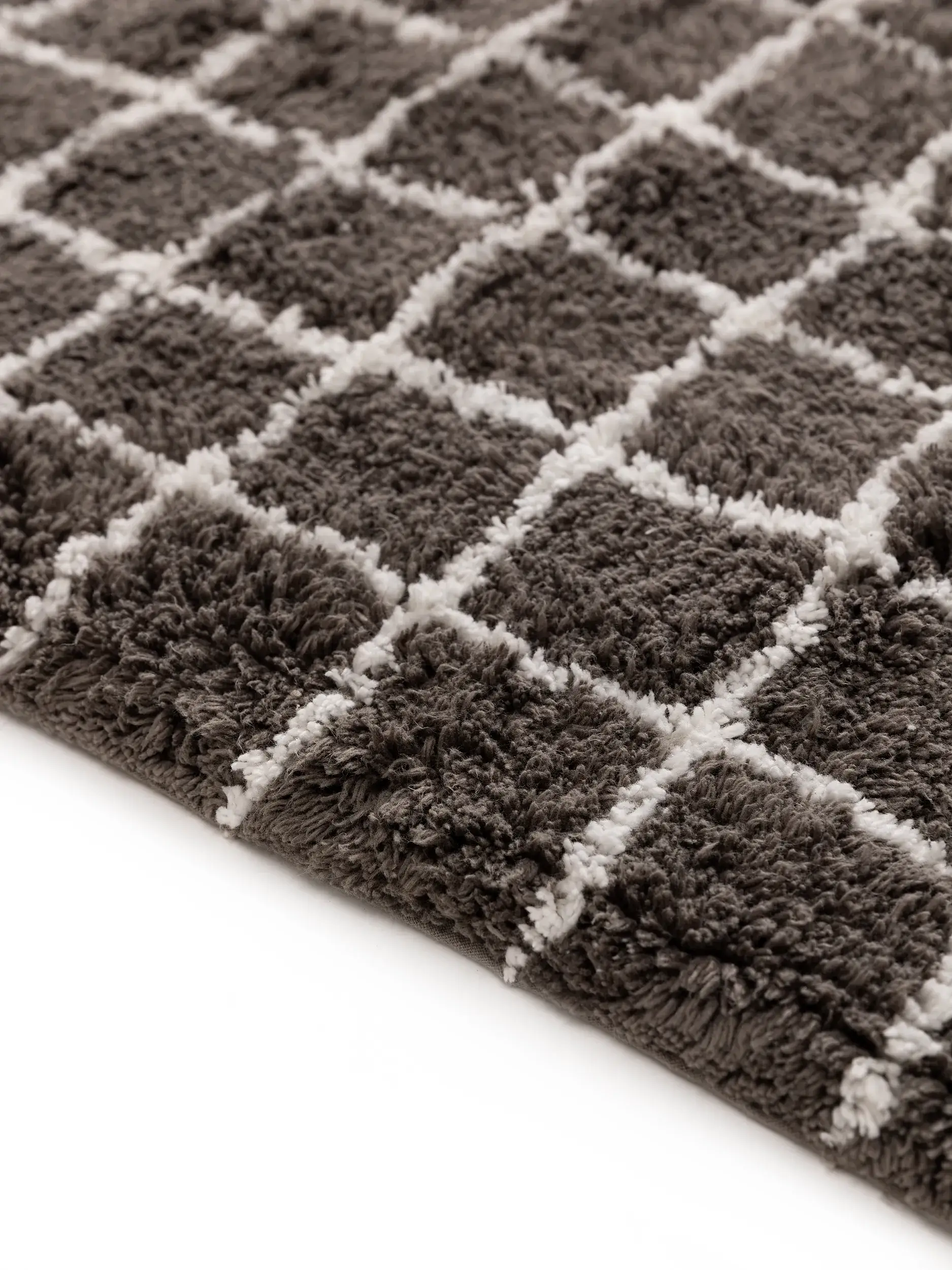 Alfombrilla de baño Wavu Gris con diseño de Acuadros en 100% Algodón de benuta nest