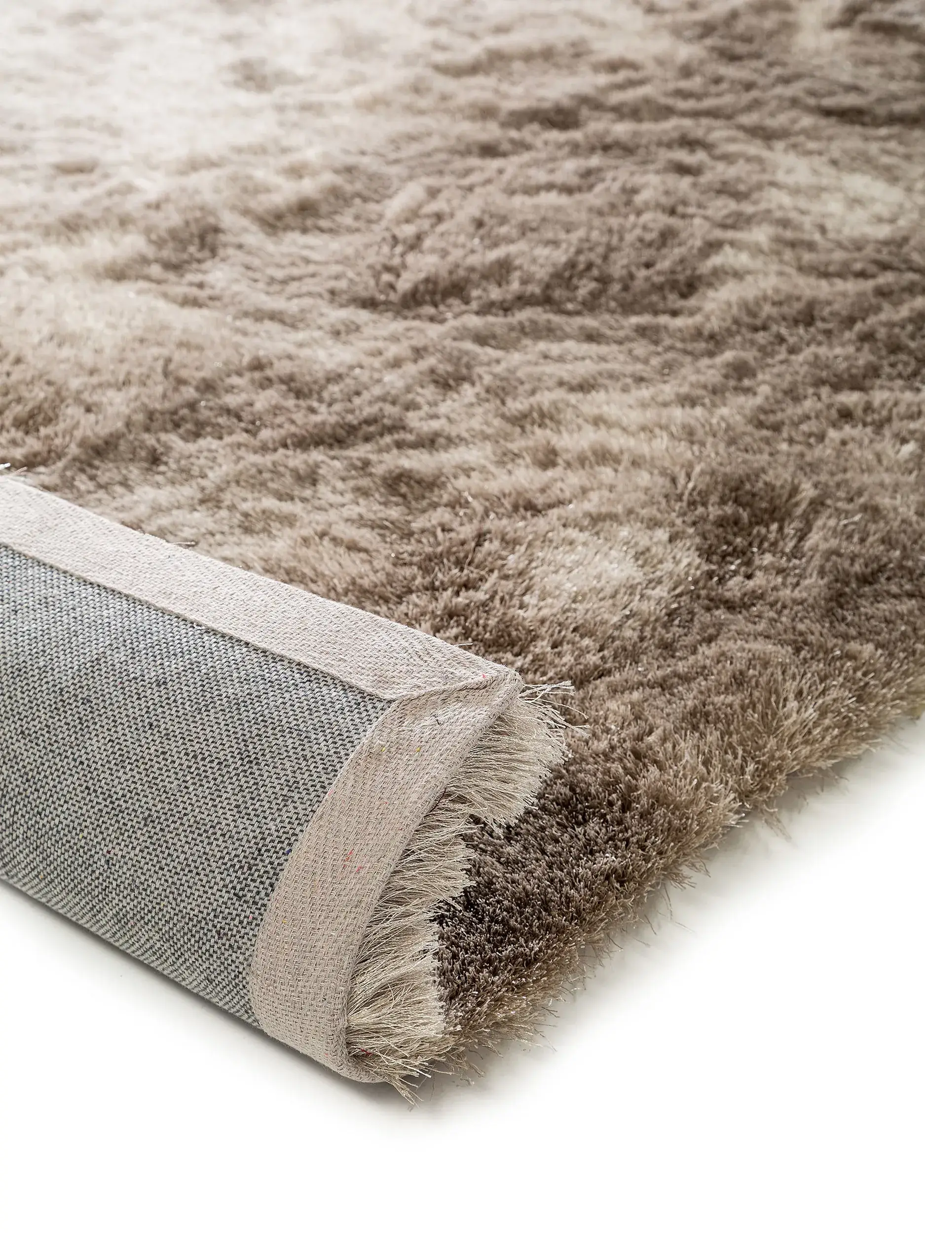 Teppich aus 100% Polyester in Beige mit 100% Polyester hohem Flor von benuta Nest