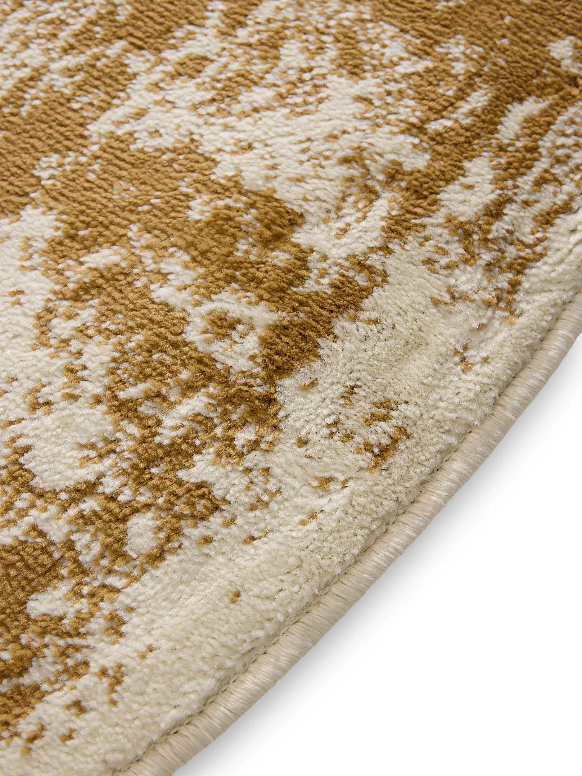 Rug made of 100% Polypropylen in Beige with a 100% Polypropylen high pile by benuta Basic