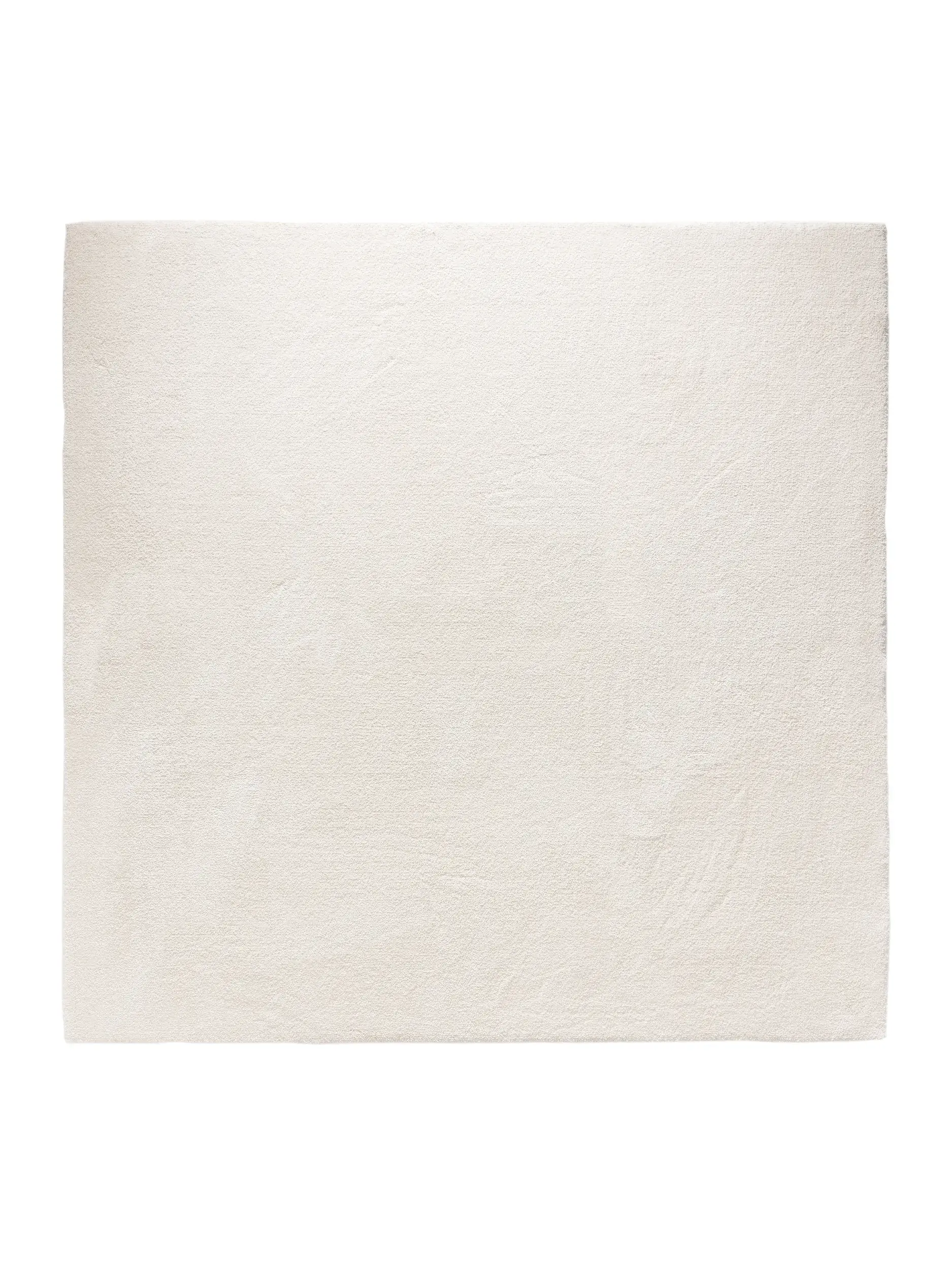 Rug made of 100% Polypropylen in Weiß with a 100% Polypropylen high pile by benuta Nest