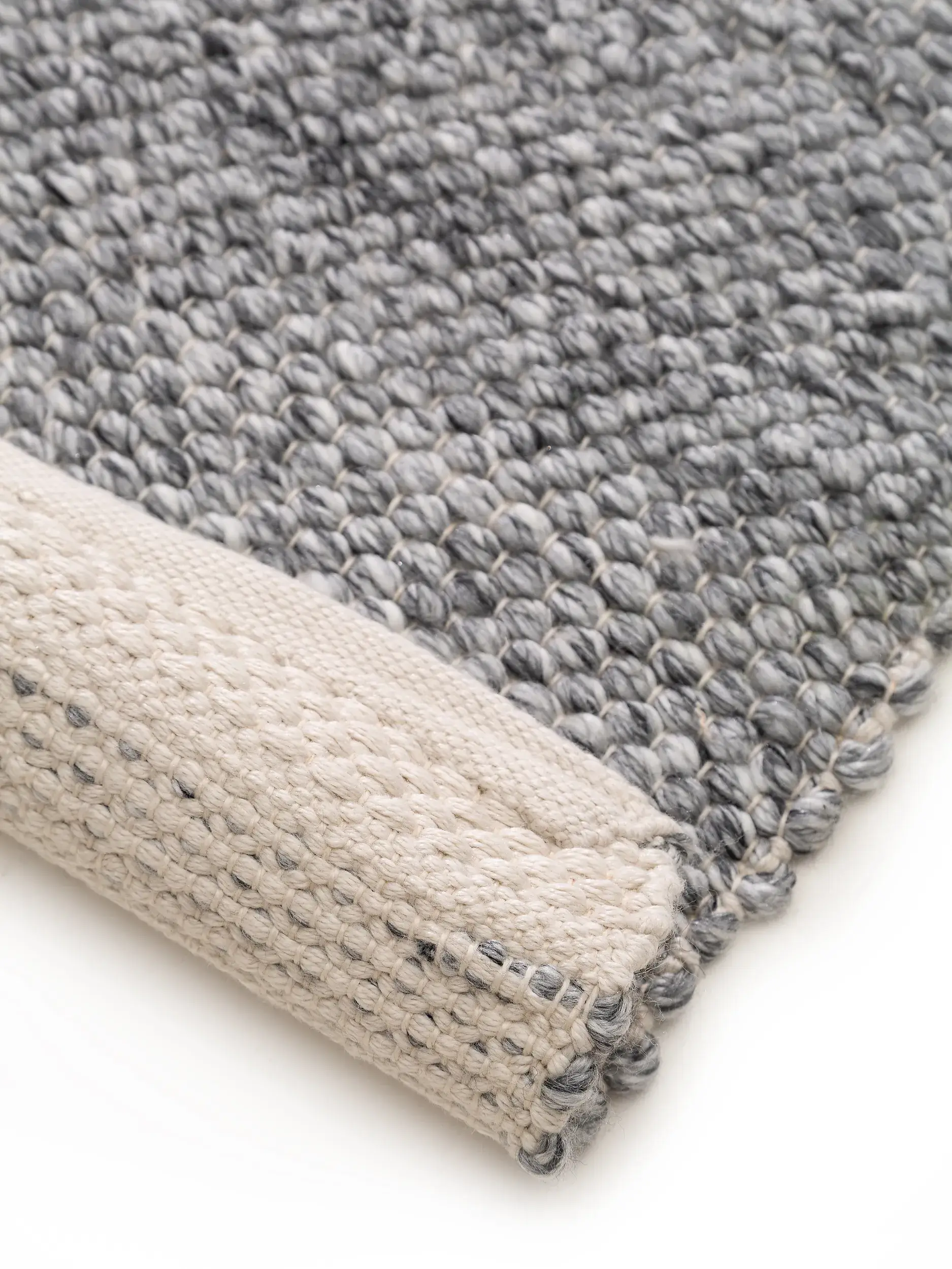 Teppe av 100% Polyester (recyceltes PET) i Grau med 100% Polyester (recyceltes PET) høy lugg fra benuta Pure