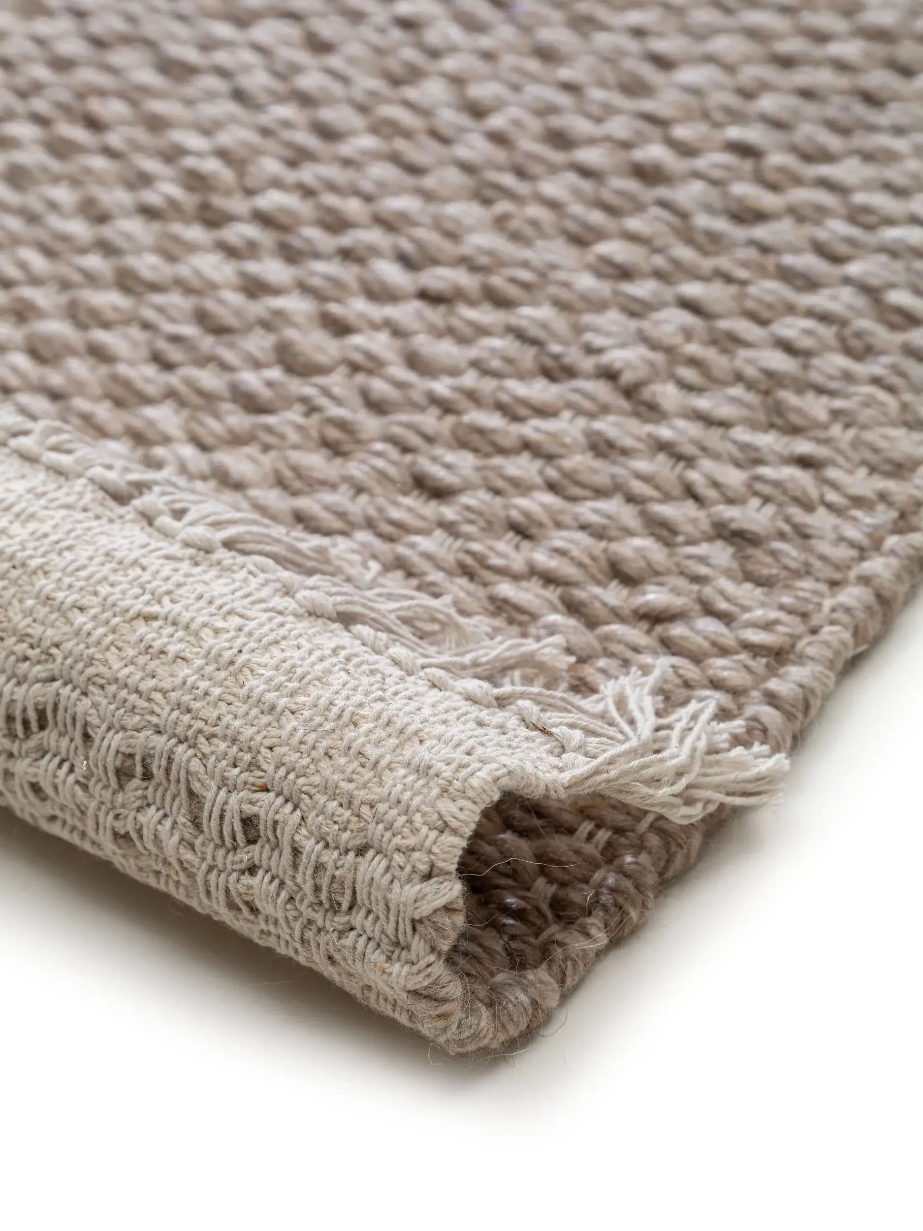 Tapijt van 40% Wol, 30% Katoen, 30% Viscose in Beige met een 40% Wol, 30% Katoen, 30% Viscose hoge pool van benuta pure
