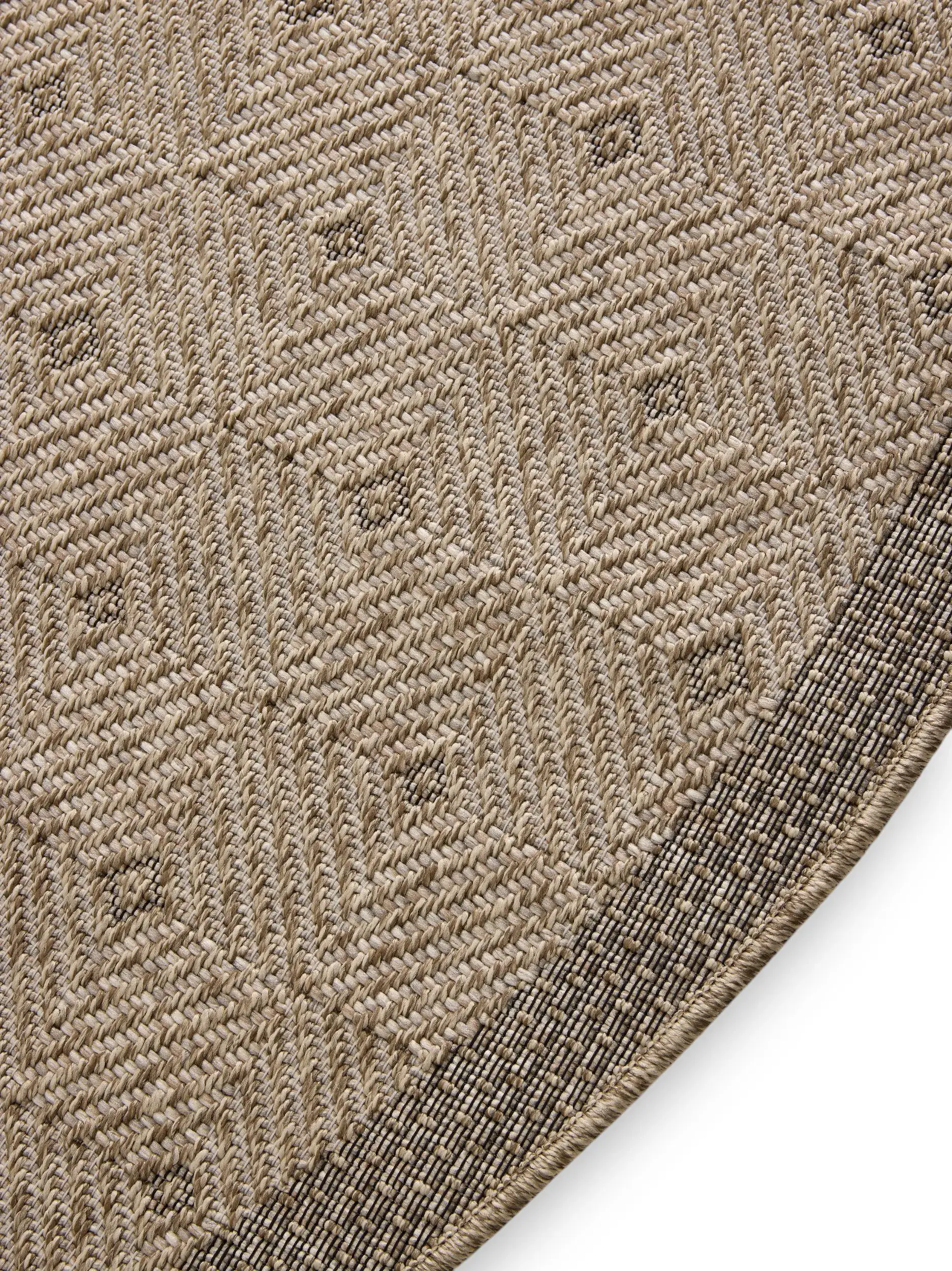 Rug made of 100% Polypropylen in Beige with a 100% Polypropylen high pile by benuta Nest