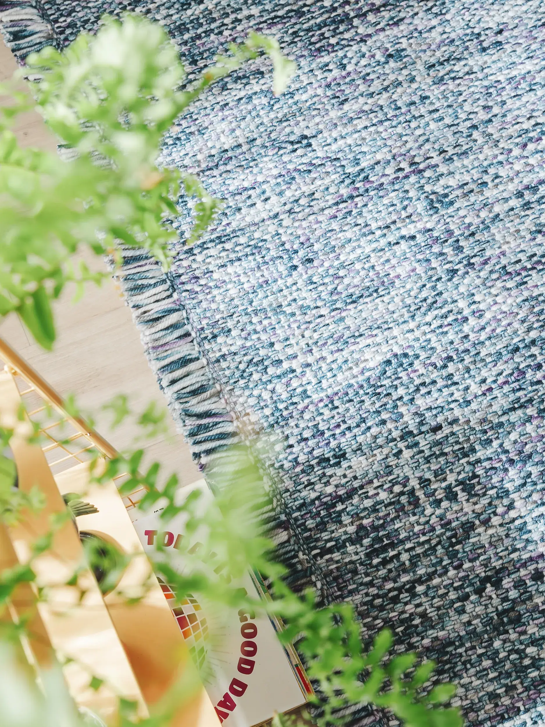 Tappeto di 100% Poliestere (PET riciclato) in Azzurro con pelo alto 100% Poliestere (PET riciclato) da benuta POP